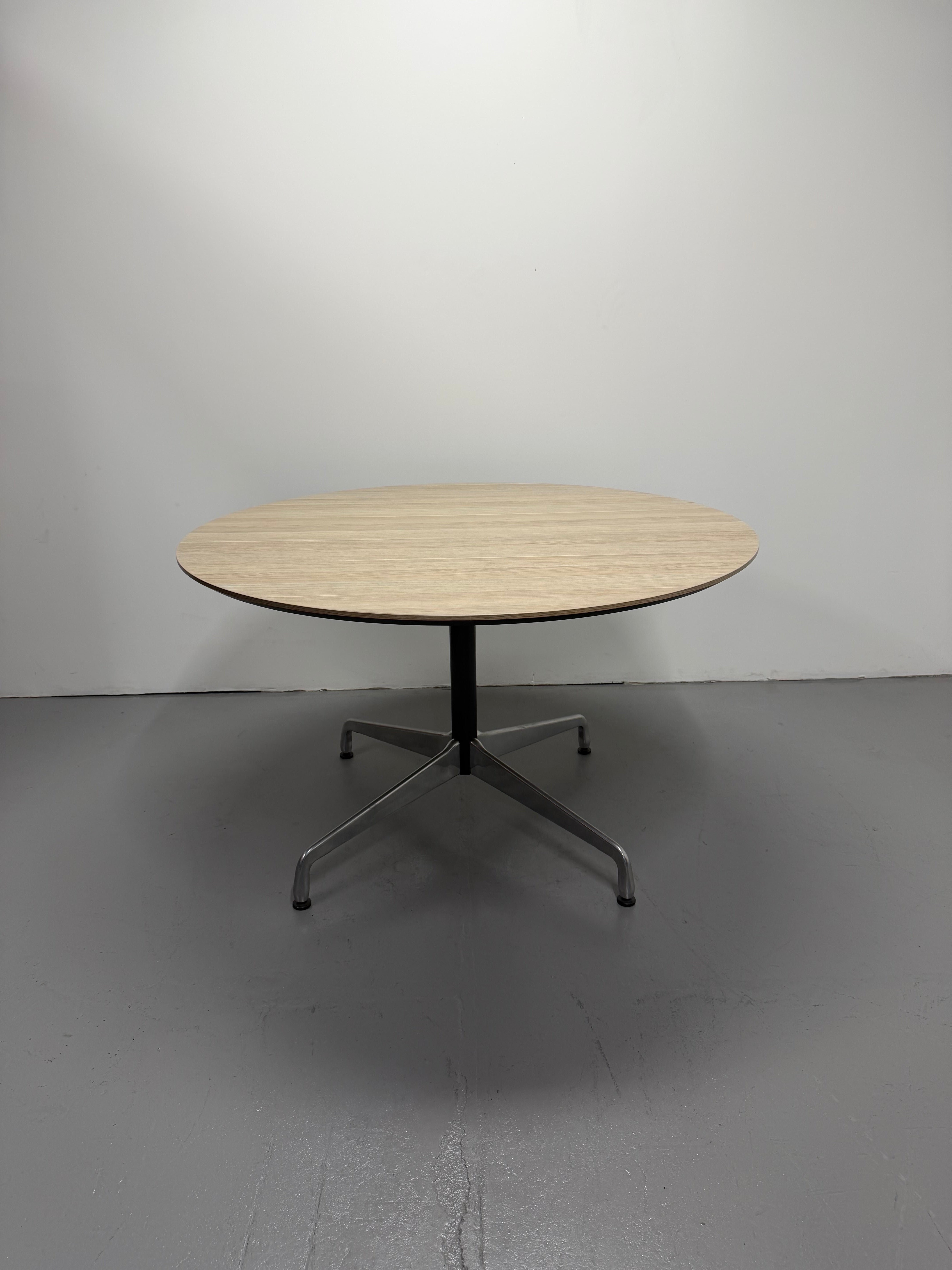 Herman miller table