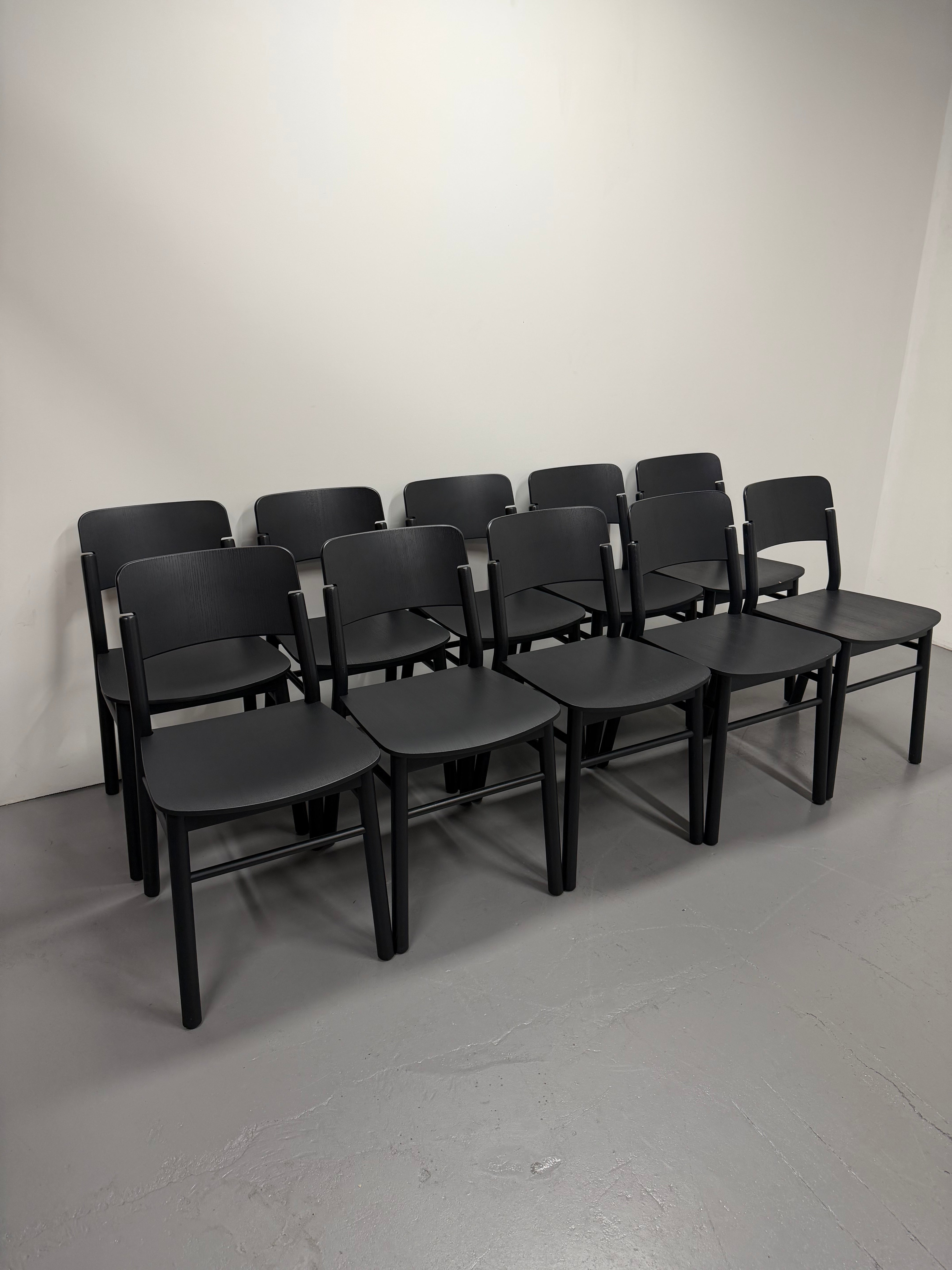 Pop Chair by SIPA – Black (Made in Italy)