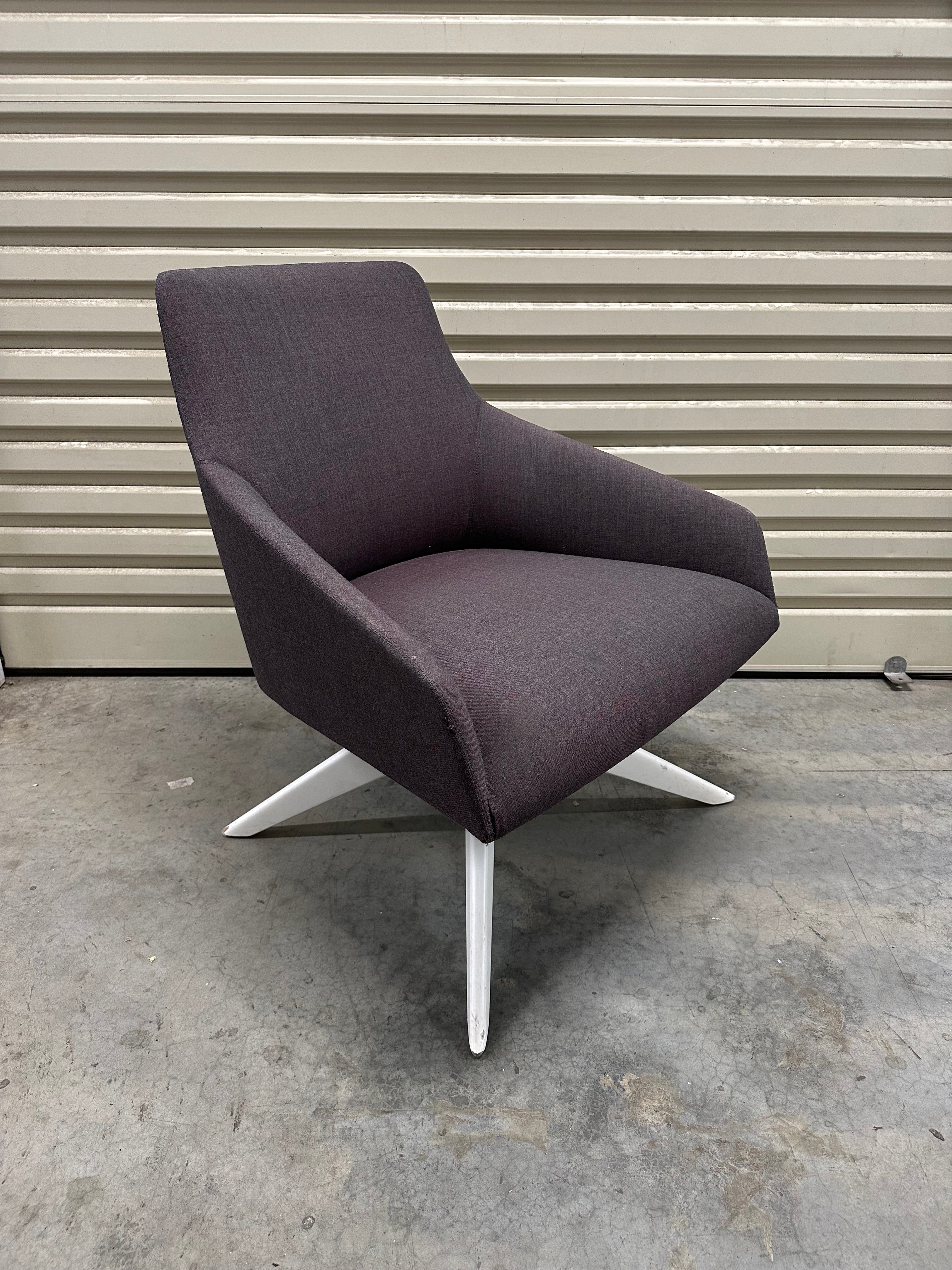 Alya Lounge Chairs BU1524 – Designed by Lievore Altherr Molina for Andreu World