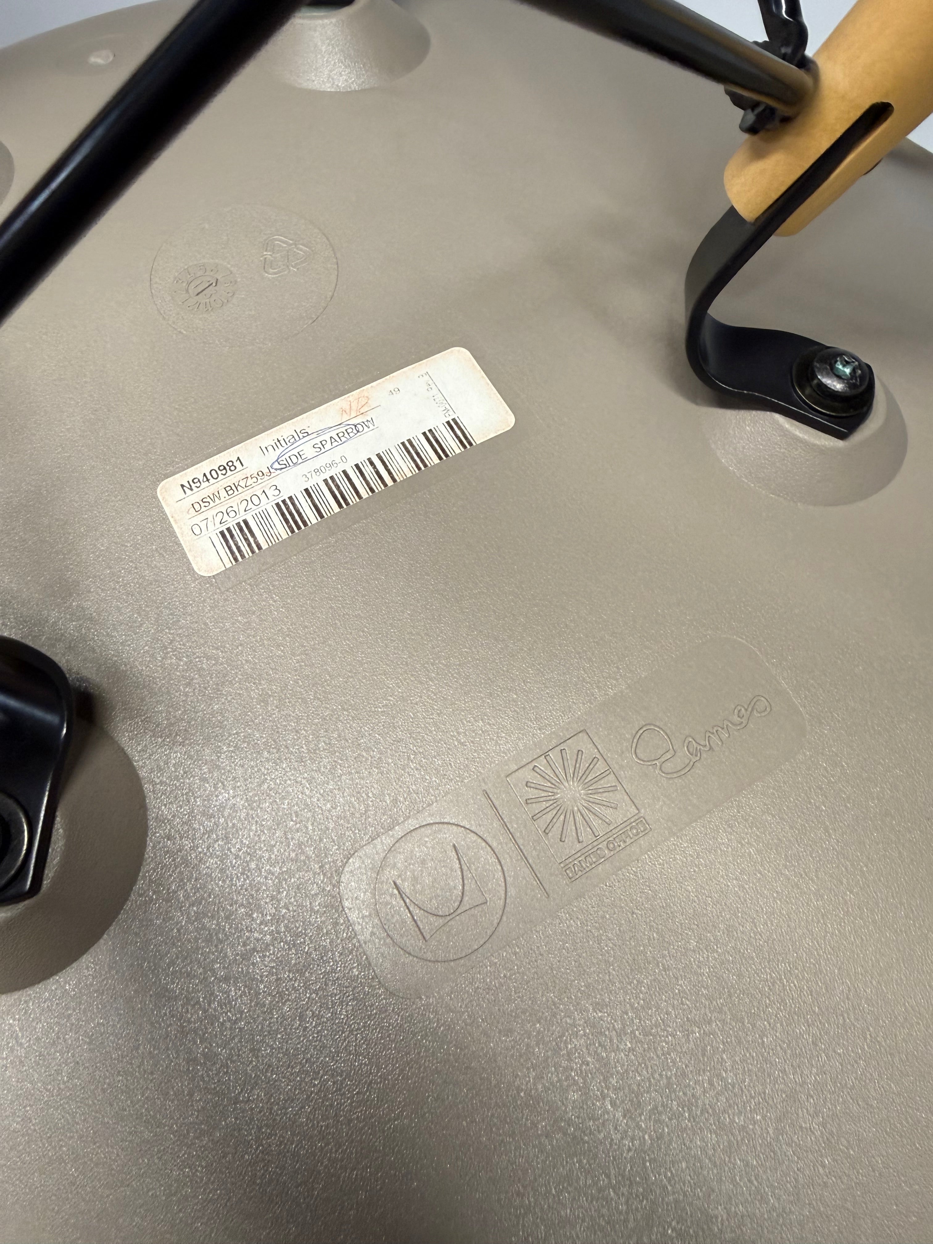 Eames Molded Plastic Side Chair by Herman Miller – Sparrow / Wood Dowel Base