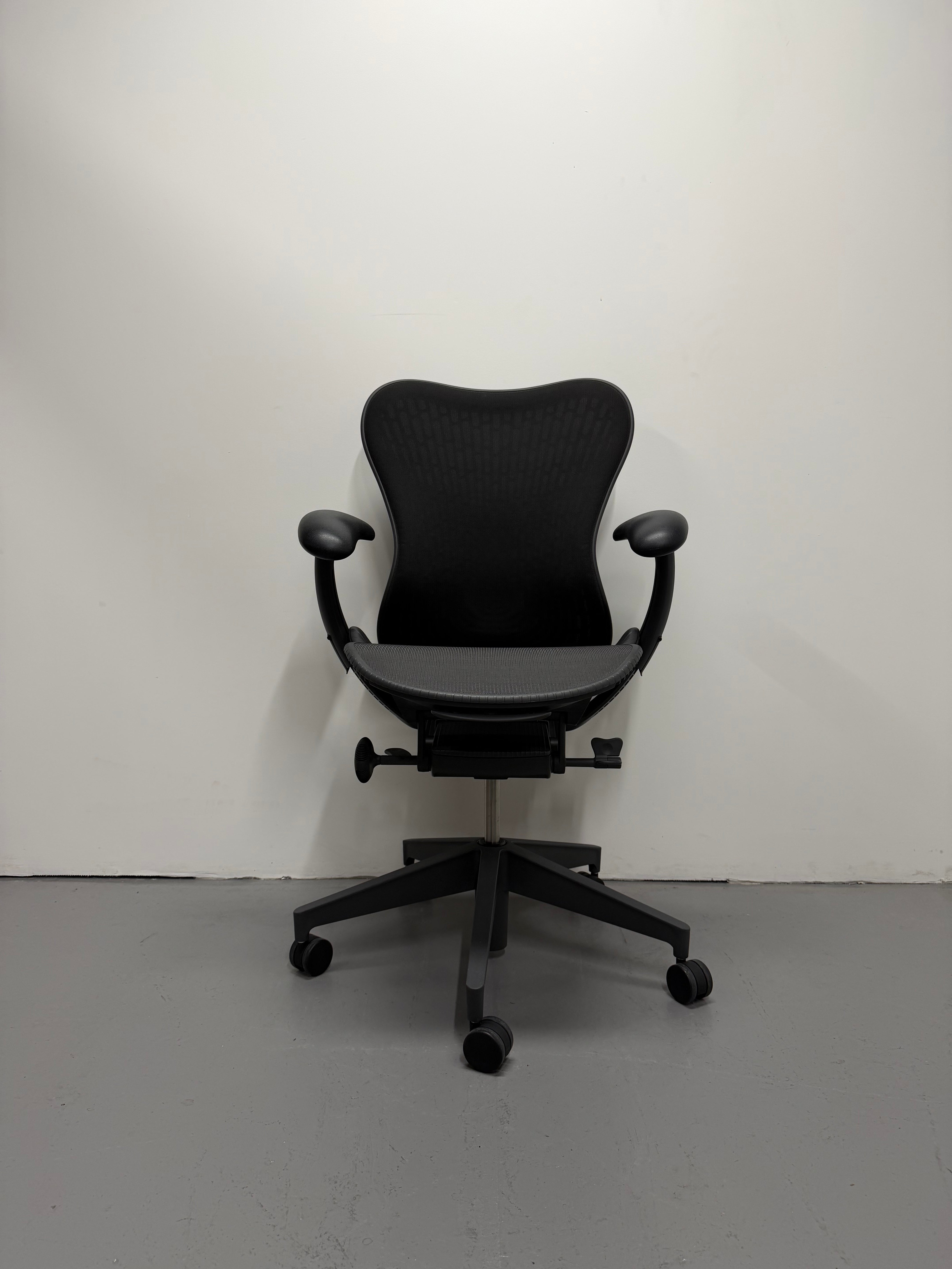 Herman Miller Mirra 2 Task Chair | Graphite - Butterfly Suspension (Upholstered Back)