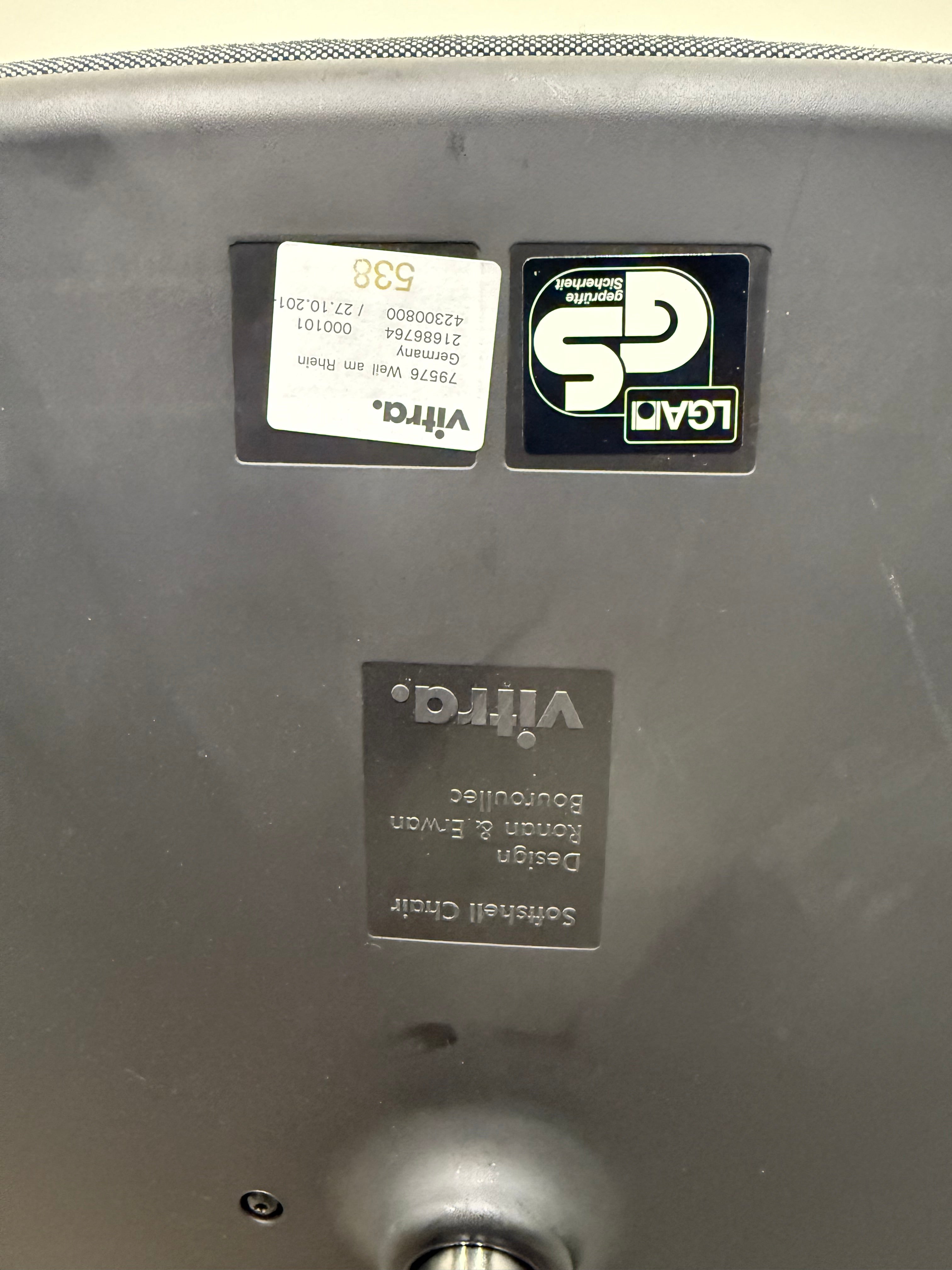 Vitra Softshell Chair – Grey Fabric with 5-Star Base on Castors