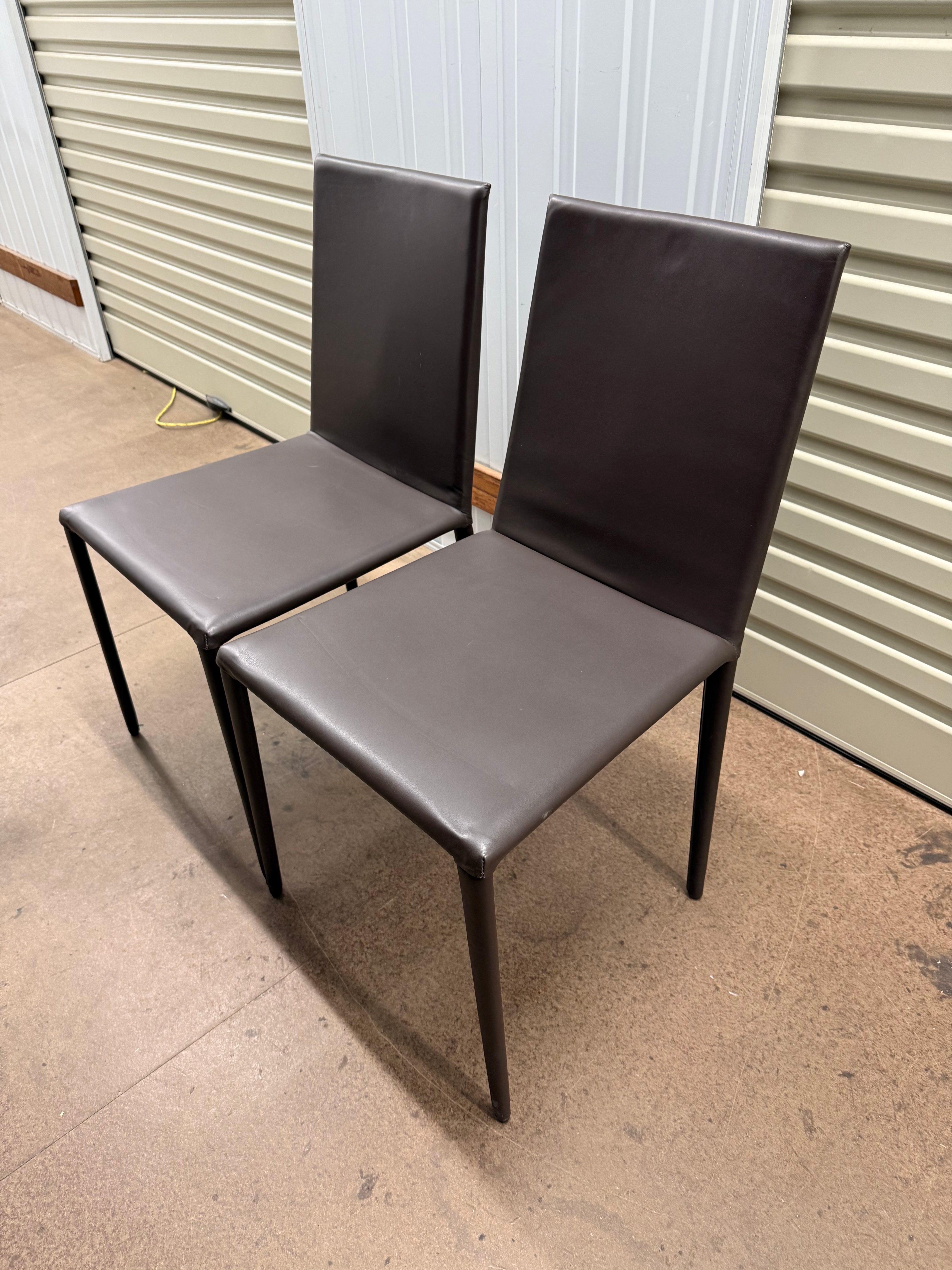 Arper Norma Dining Chair – Brown Leather Upholstered