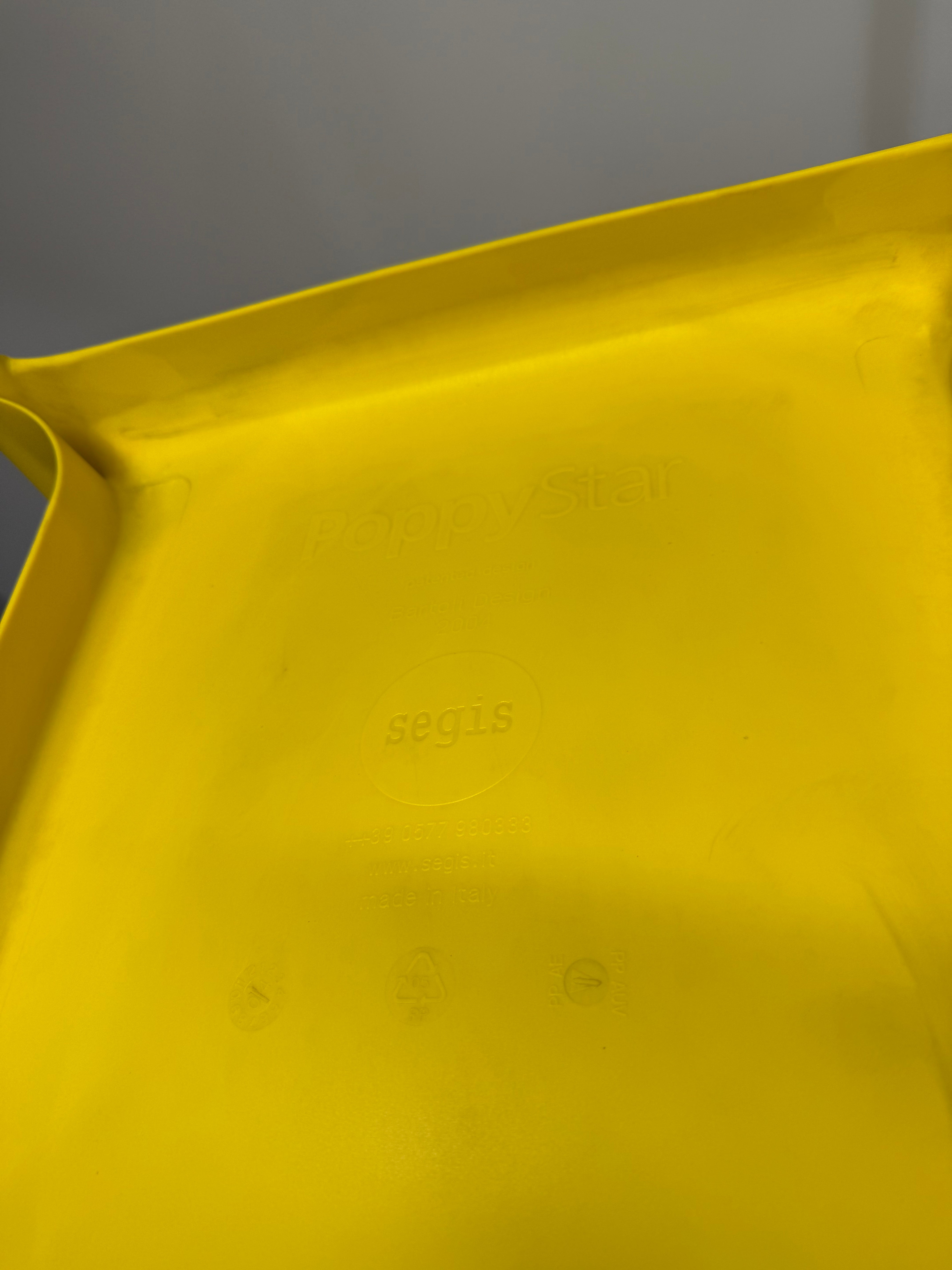 Segis Poppy Star Outdoor Chair – Yellow (4-Leg Base)