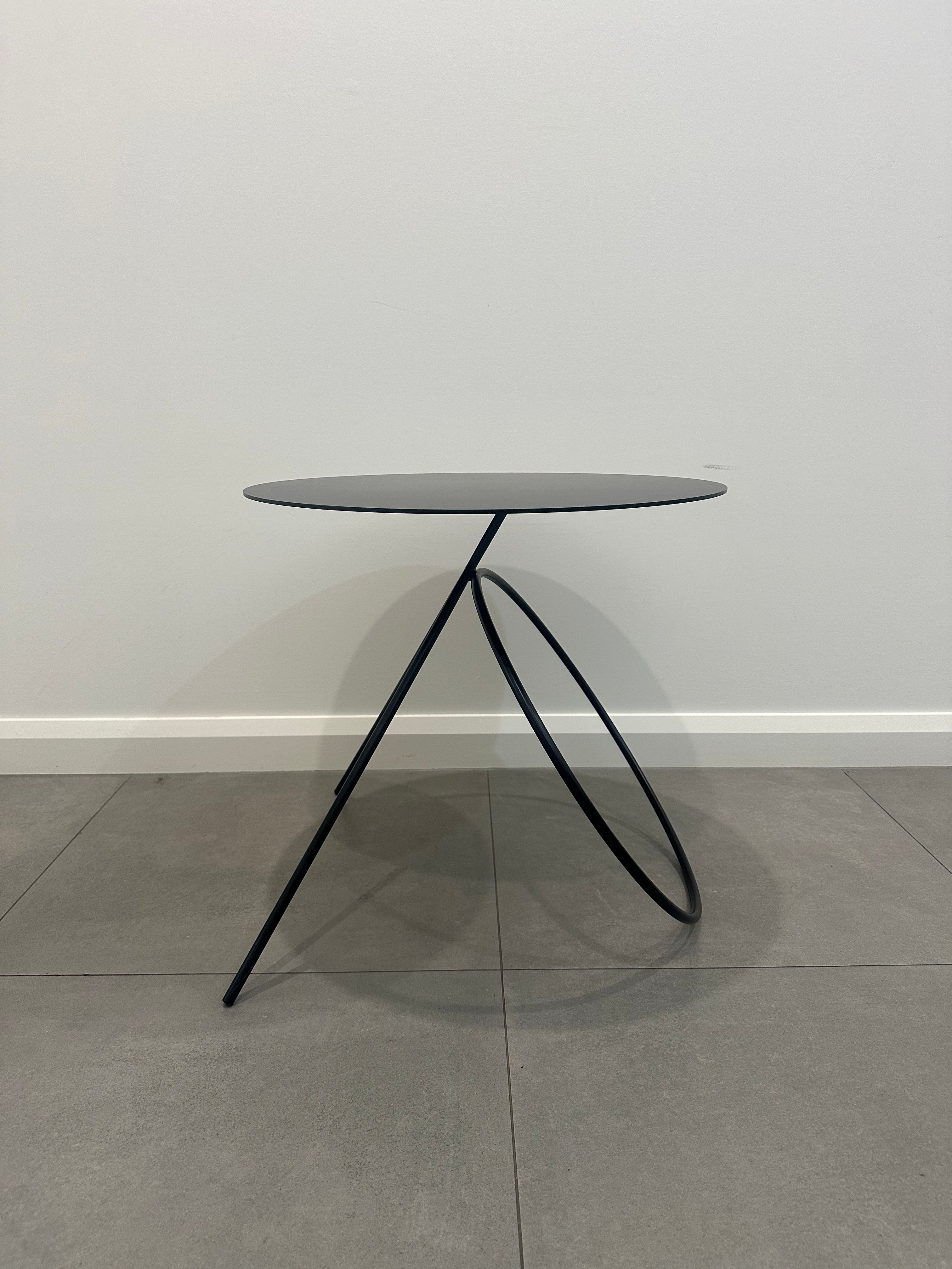 Bamba Sculpture Table, Black by Pedro Paulo - Venzon for Viccarbe