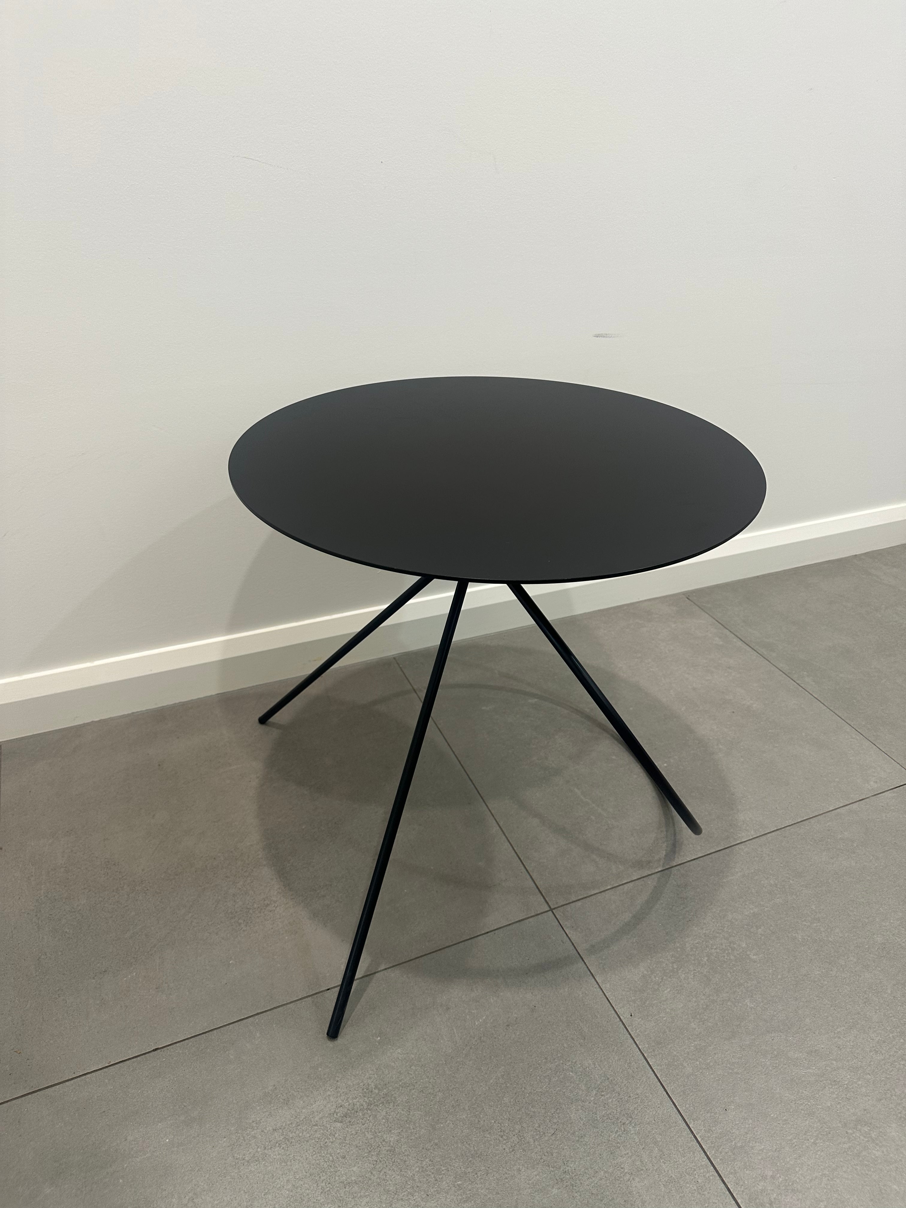 Bamba Sculpture Table, Black by Pedro Paulo - Venzon for Viccarbe
