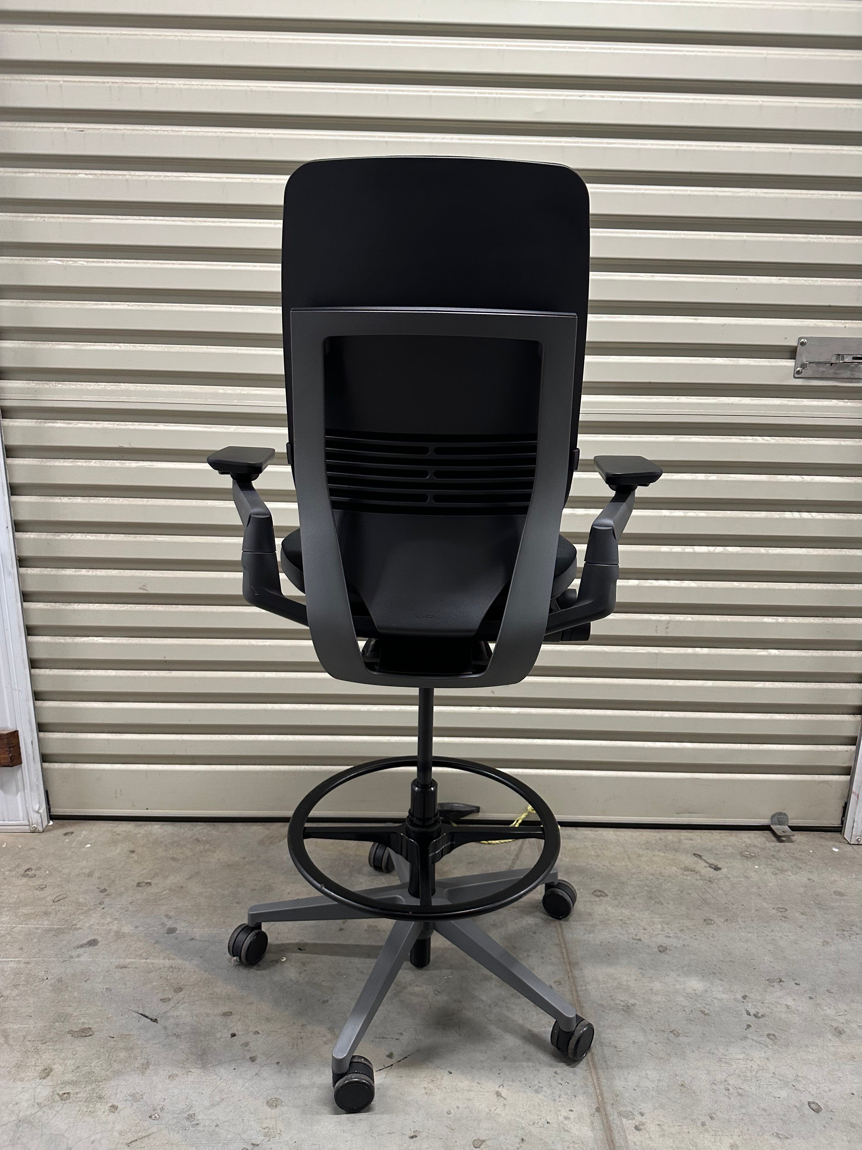 Steelcase Gesture Drafting Chair – Ergonomic Design with Adjustable Foot Ring