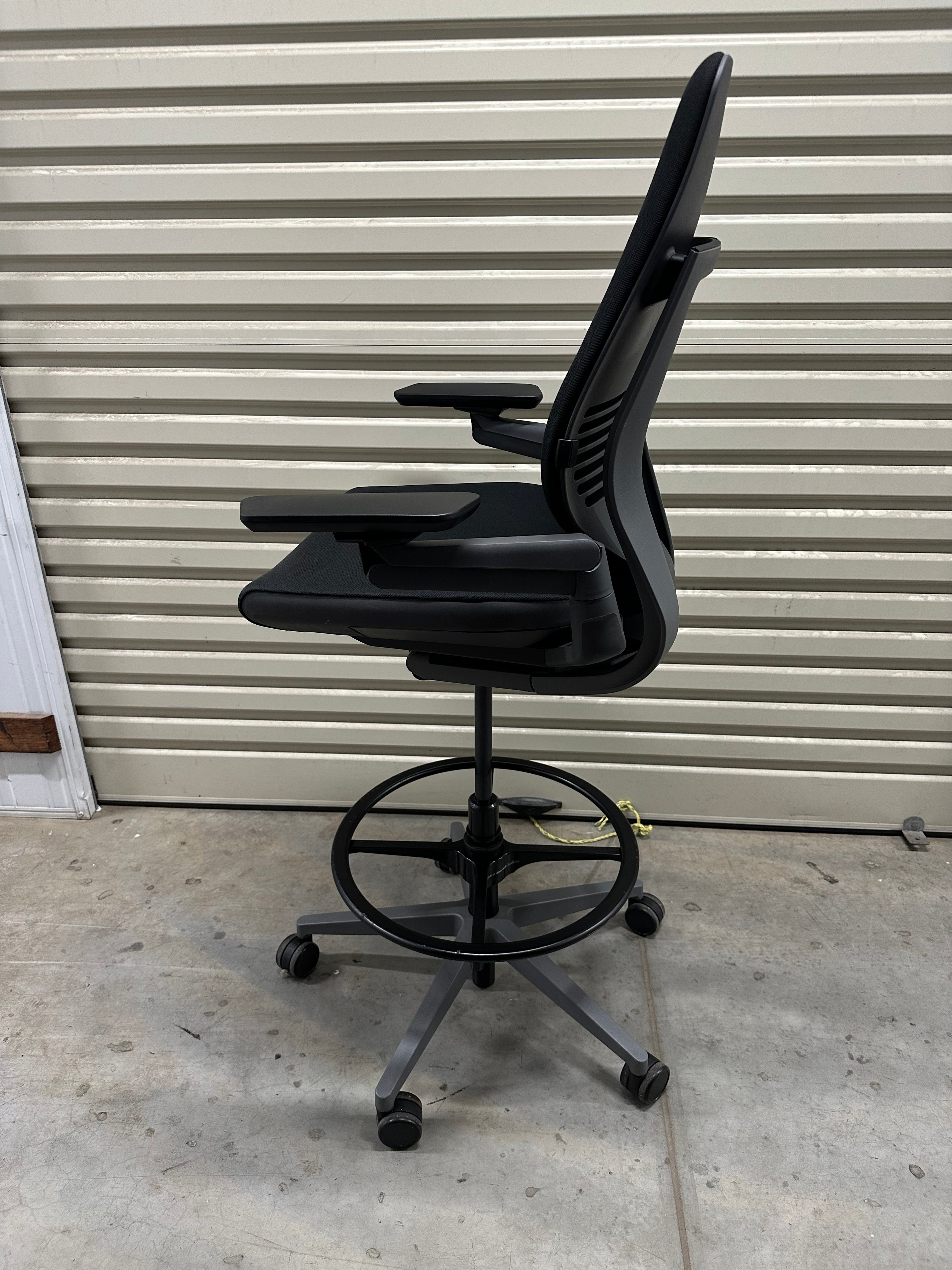 Steelcase Gesture Drafting Chair – Ergonomic Design with Adjustable Foot Ring