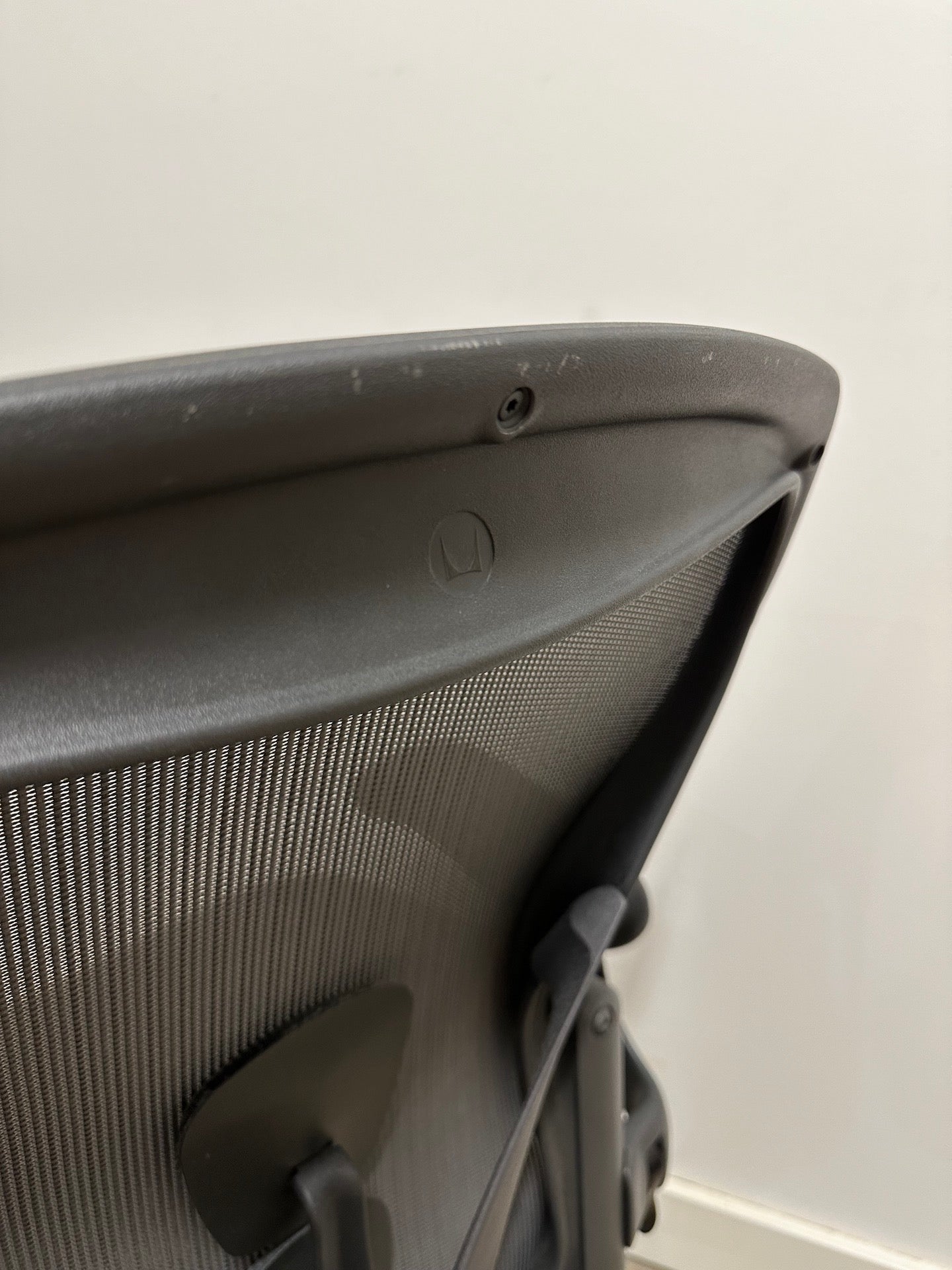 Original Herman Miller Aeron Chair (remastered) - Size B - Graphite
