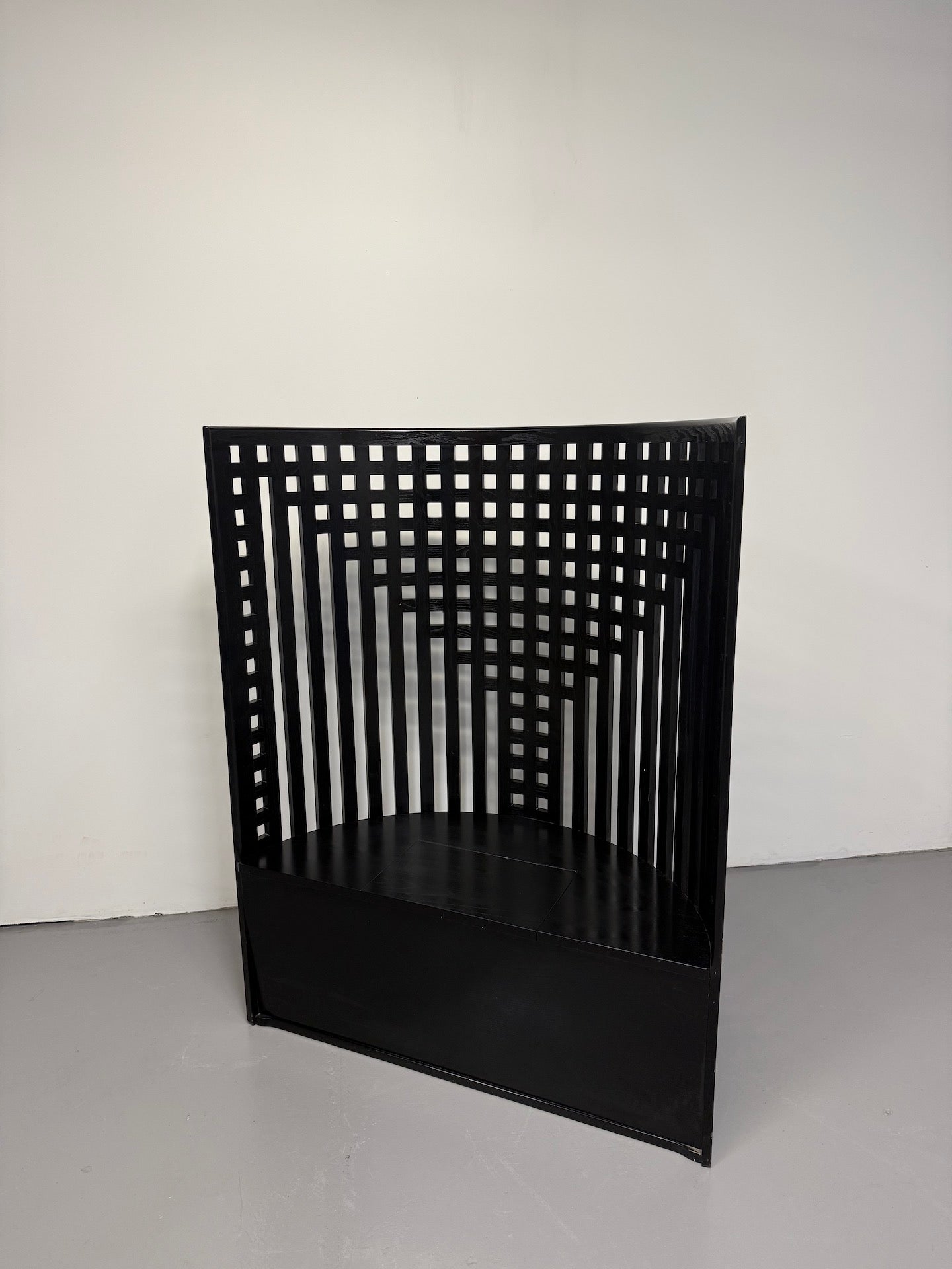 Vintage 'Willow' Armchair - Charles Rennie Mackintosh