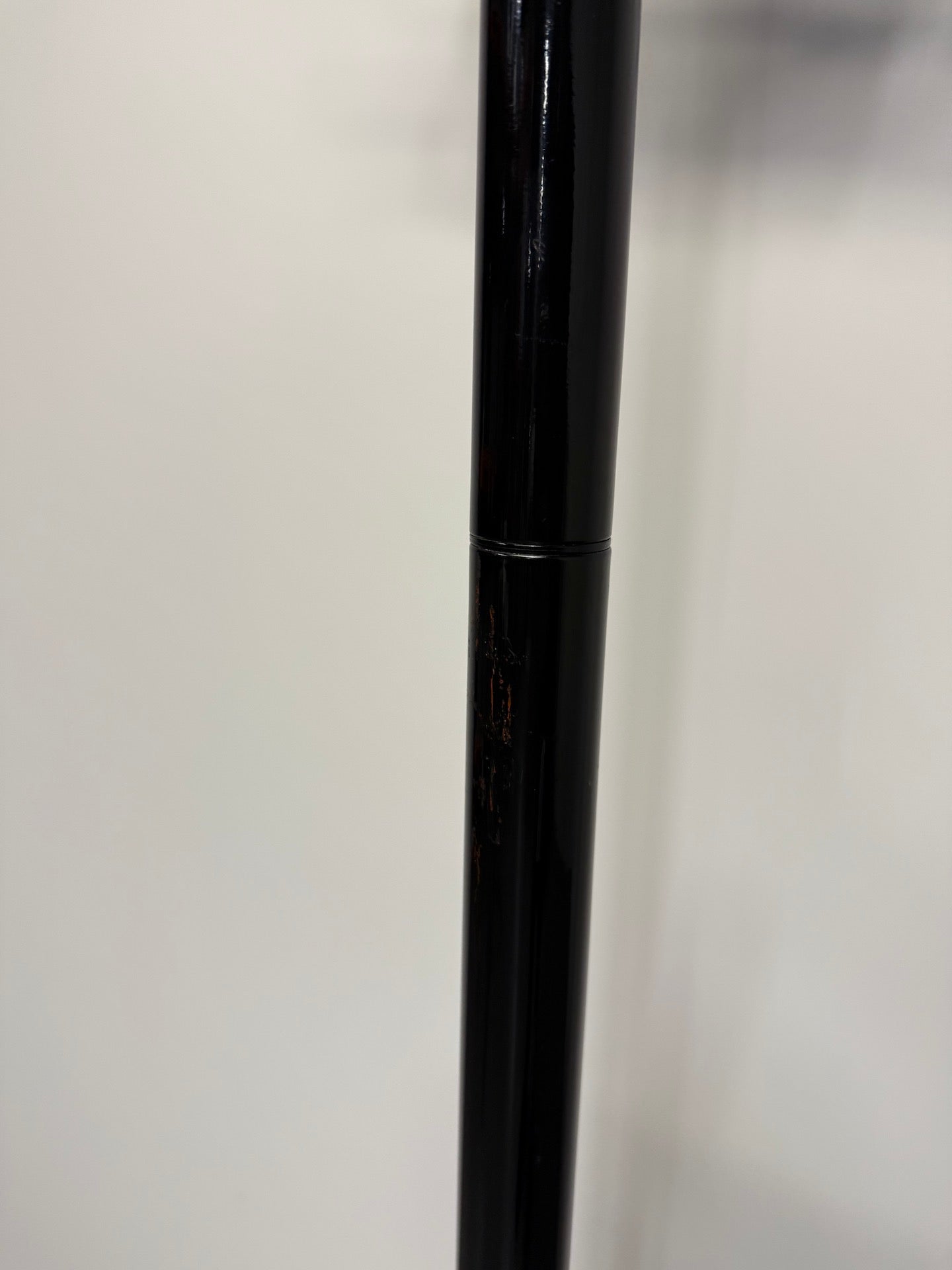 Rexite 999 Aiuto Coat Rack – Design by Raul Barbieri & Giorgio Marianelli