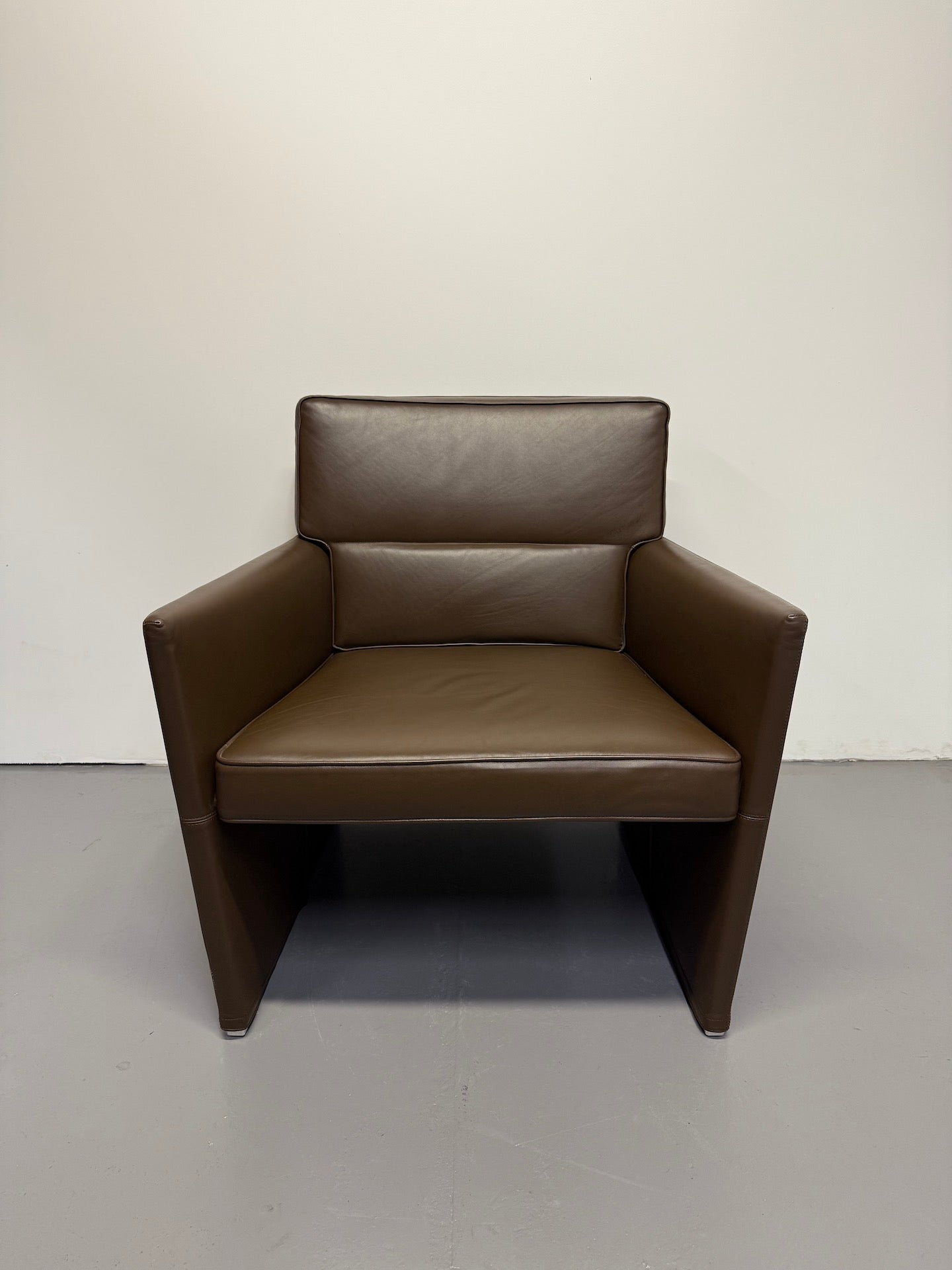 B&B Italia Posa Armchair – Italian Design by Antonio Citterio - Brown Leather