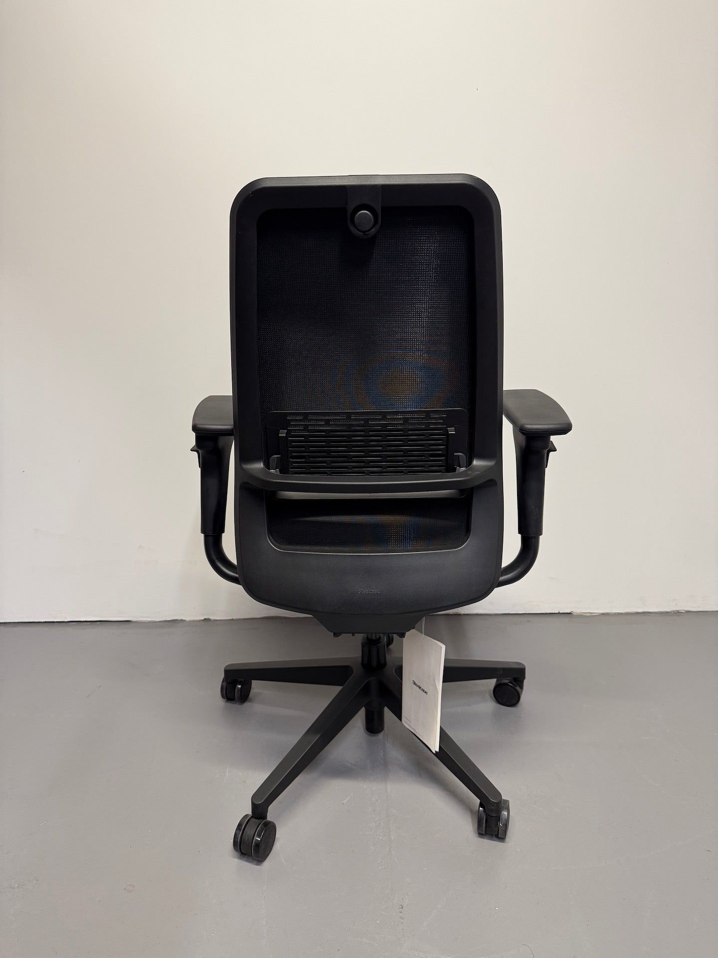 Steelcase Personality Plus Task Chair with Arms – Ex-Showroom Stock