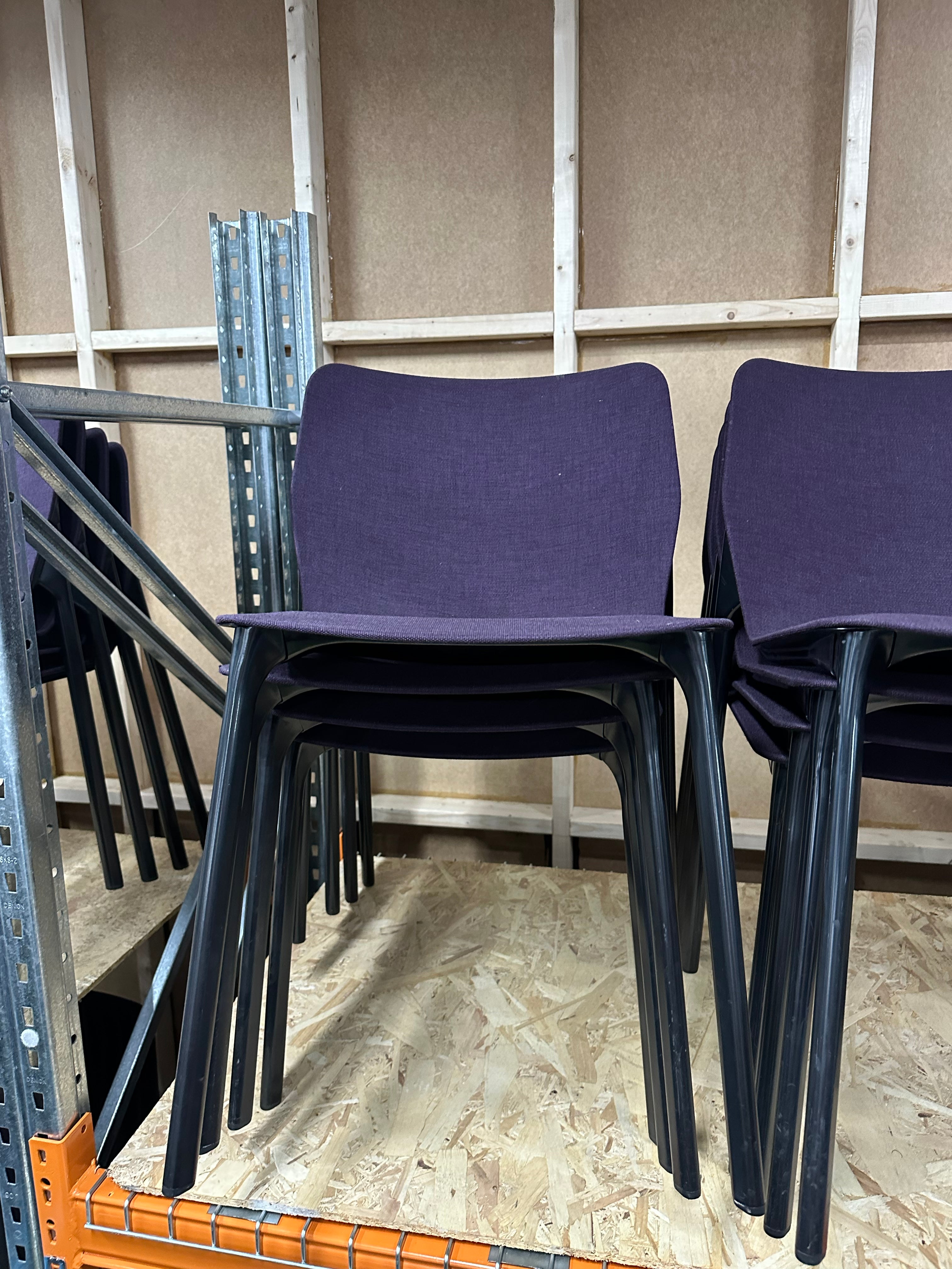 Wilkhahn Chassis Chair – Purple/Black