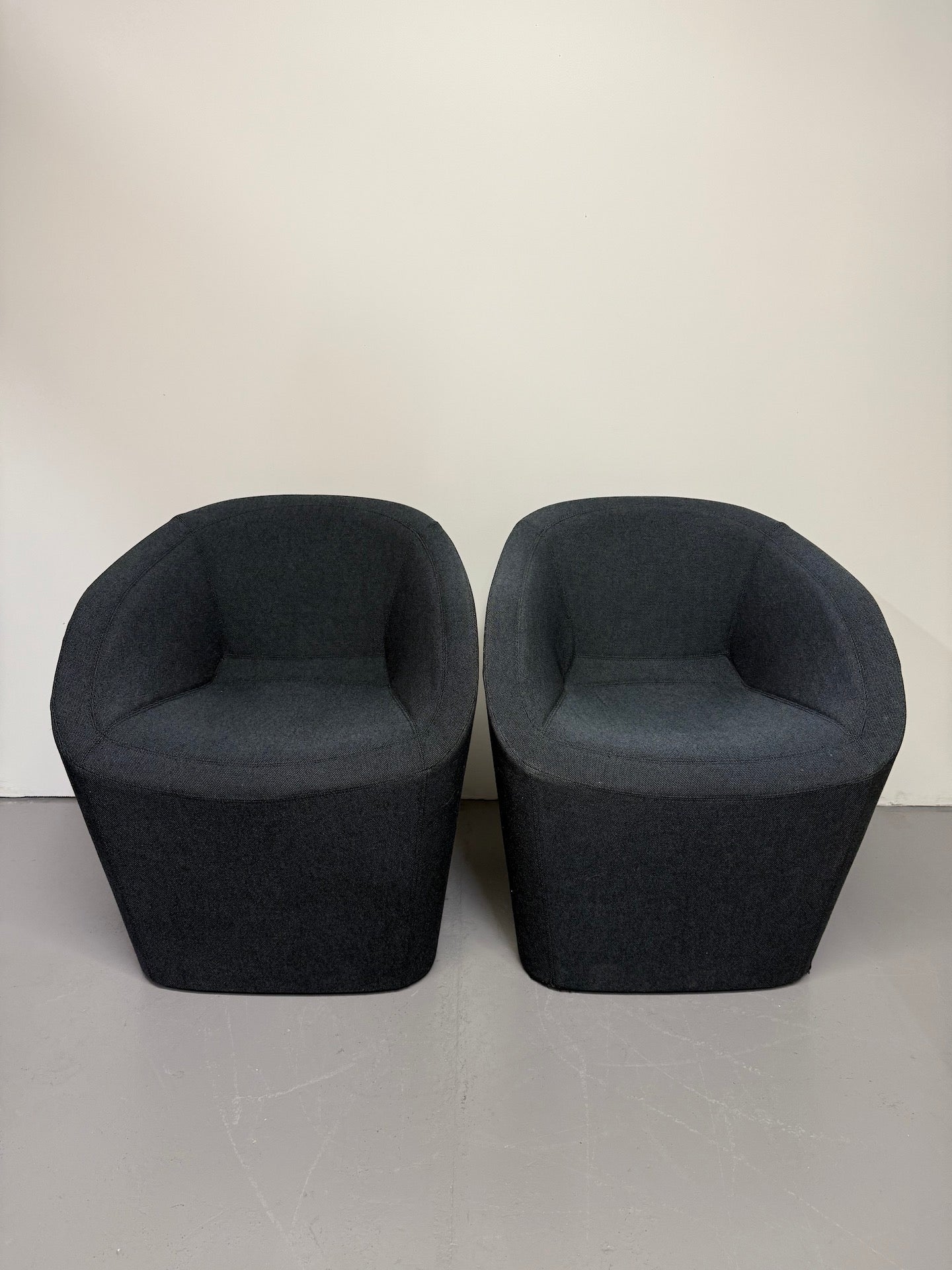 Schiavello Blom Armchair – Black Upholstery