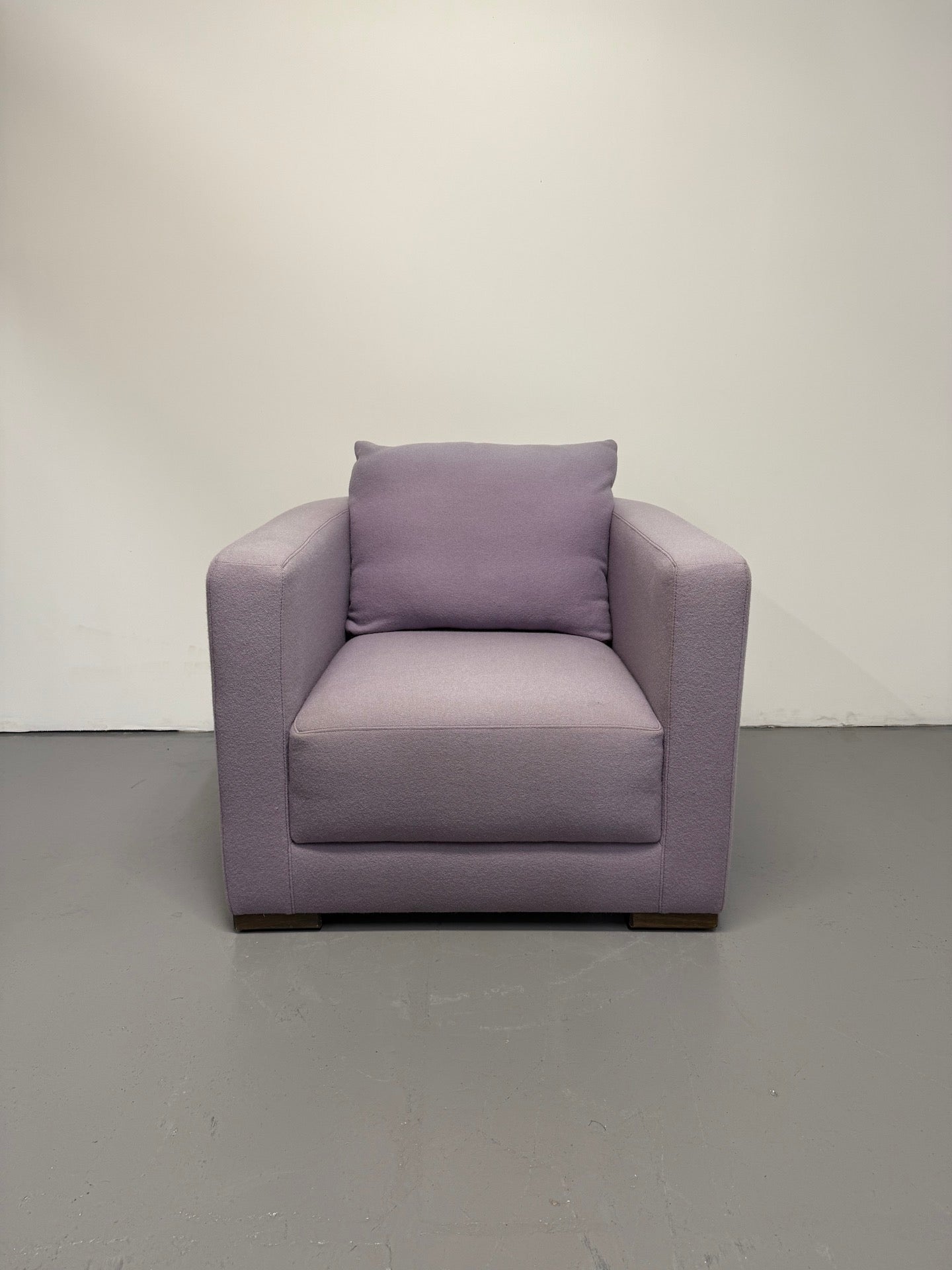Jardan Oscar Tub Arm Chair – Purple Wool Upholstery