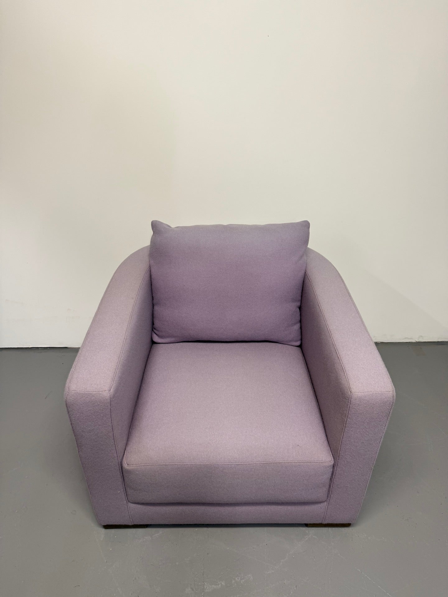 Jardan Oscar Tub Arm Chair – Purple Wool Upholstery