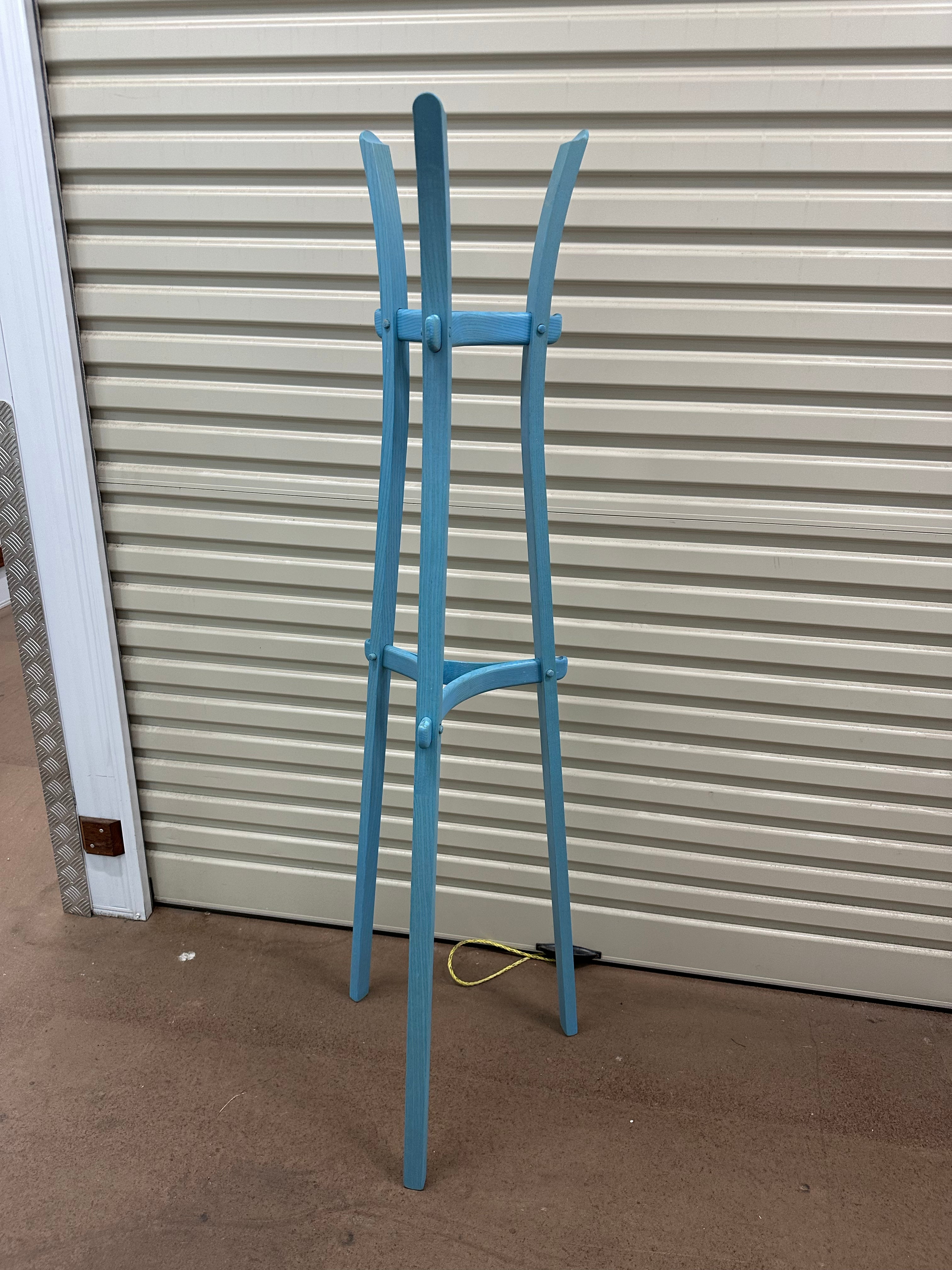 Leek coat stand by Mentsen - Baby Blue