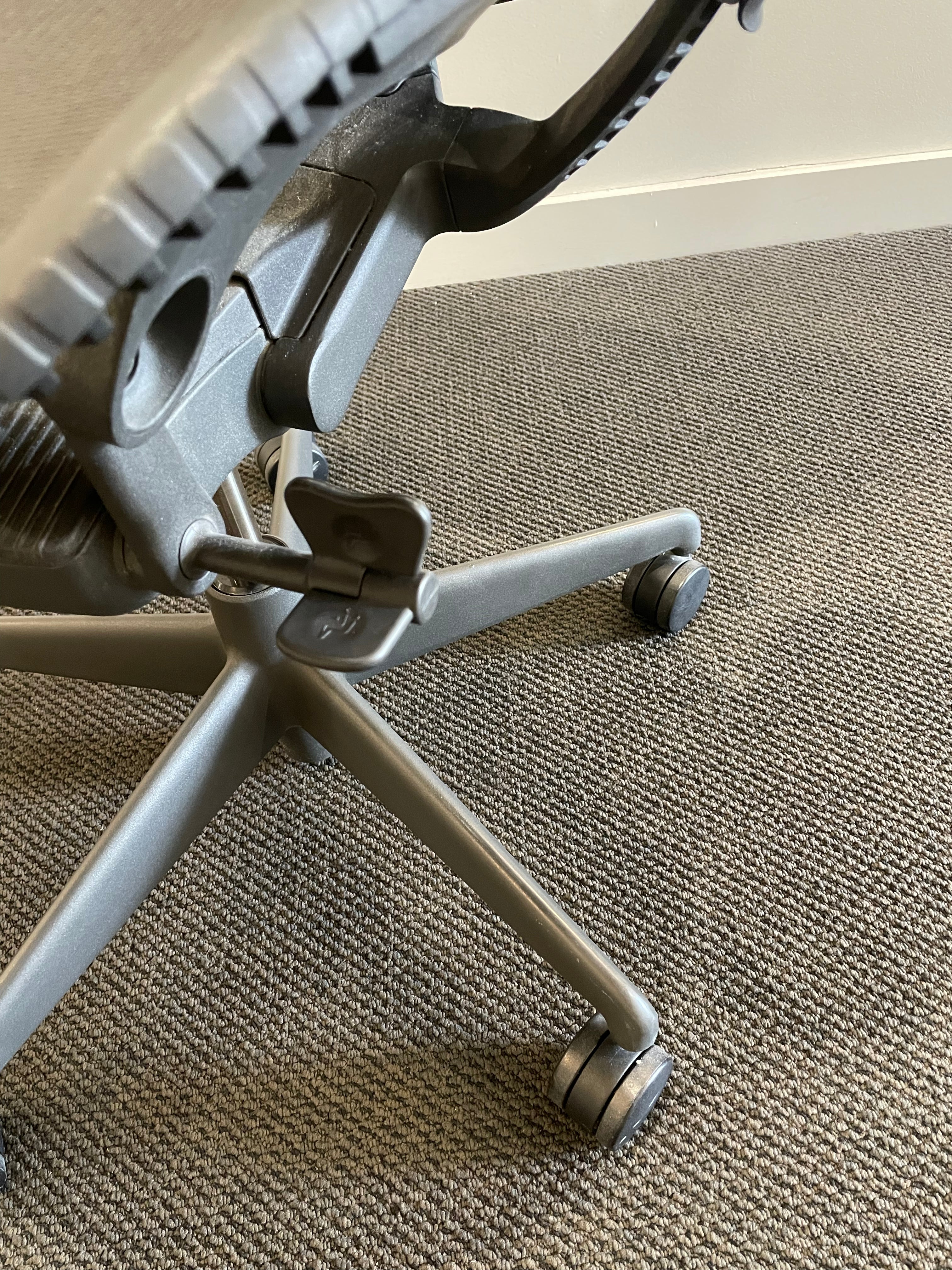 Herman Miller Mirra 2 with Armrest