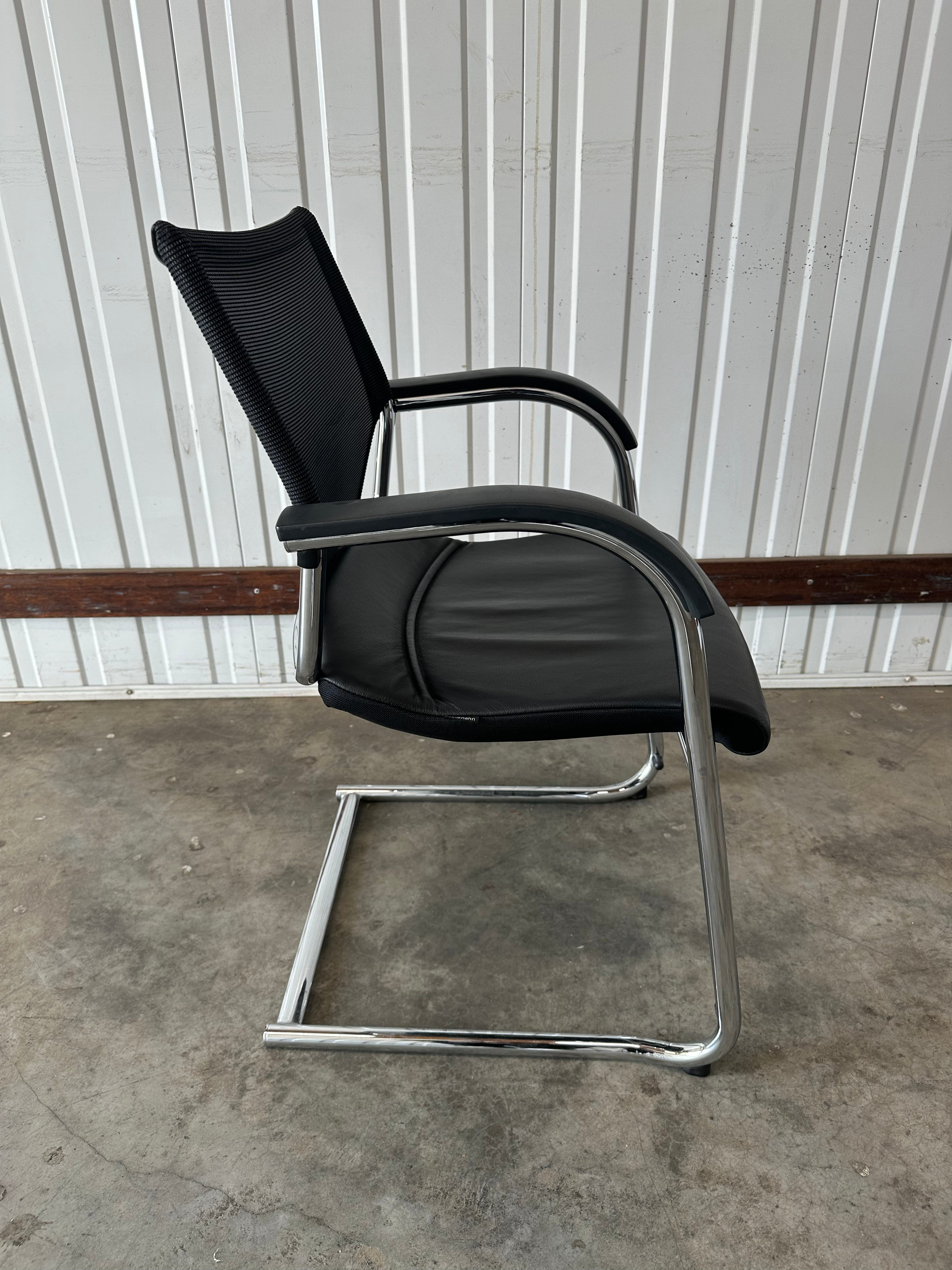 Wilkhahn 287/81 Modus Executive Boardroom Cantilever Chair