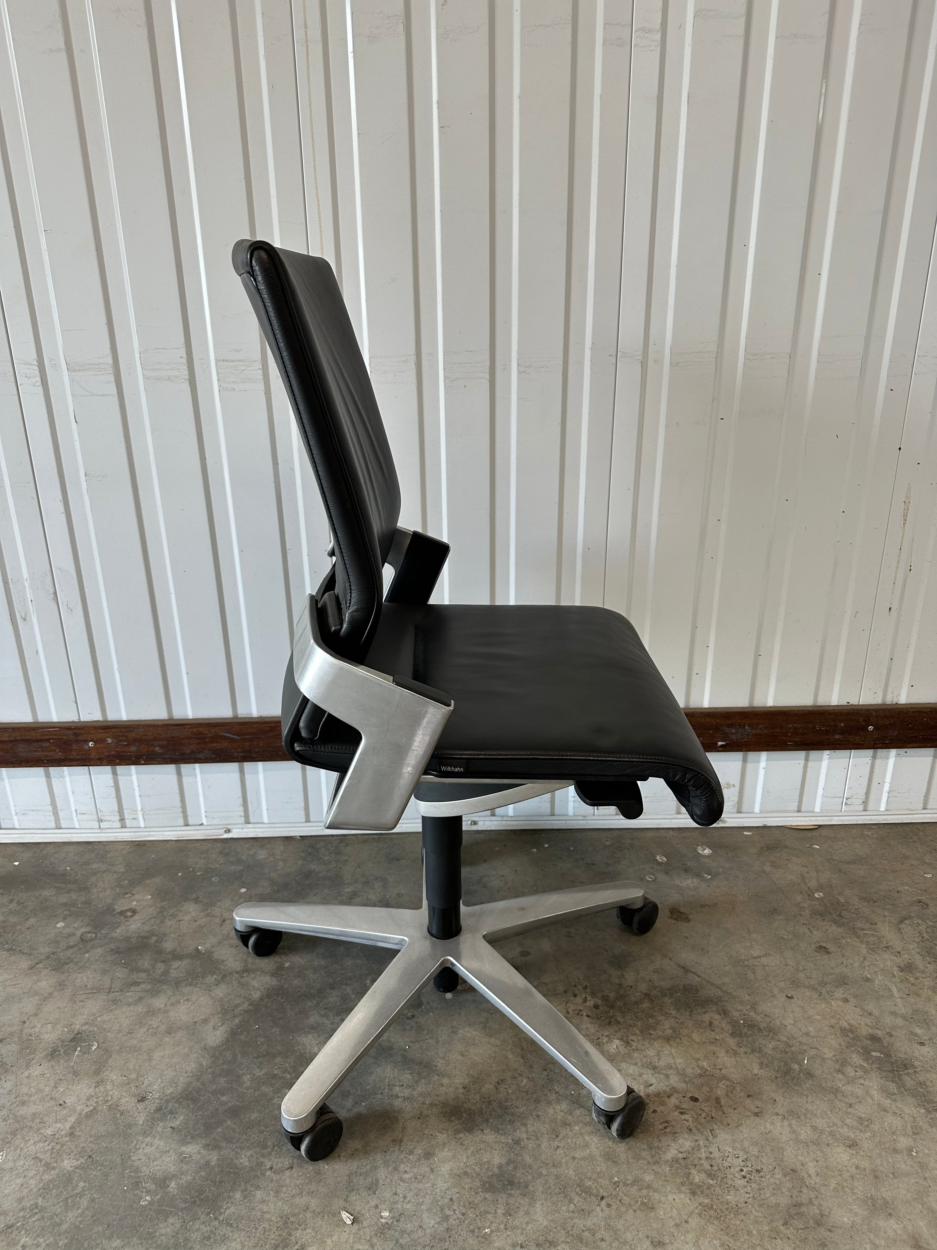 Wilkhahn Contemporary executive chair 170