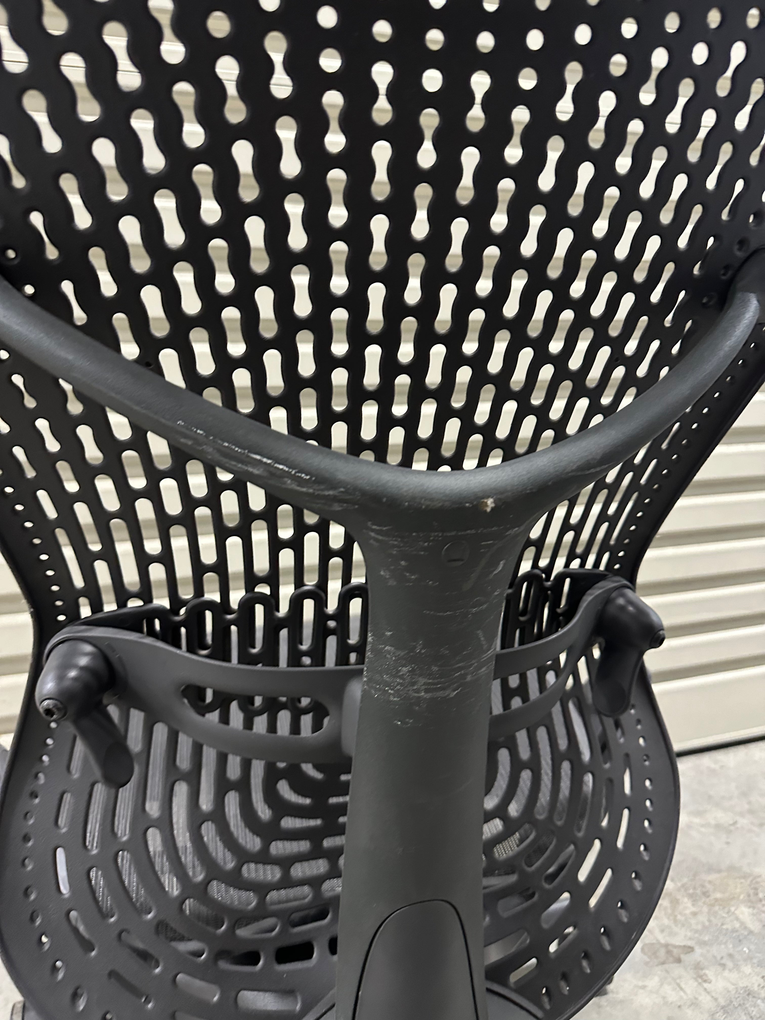 Herman Miller Mirra Office Chair no arms - Black