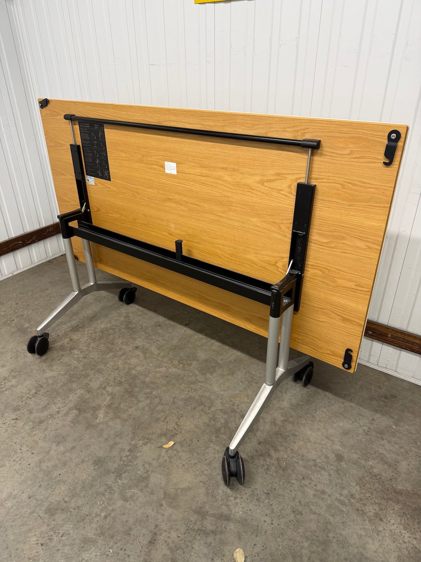 Wilkhahn Timetable Shift 614 Folding Table - American Oak Veneer with white rubber edge