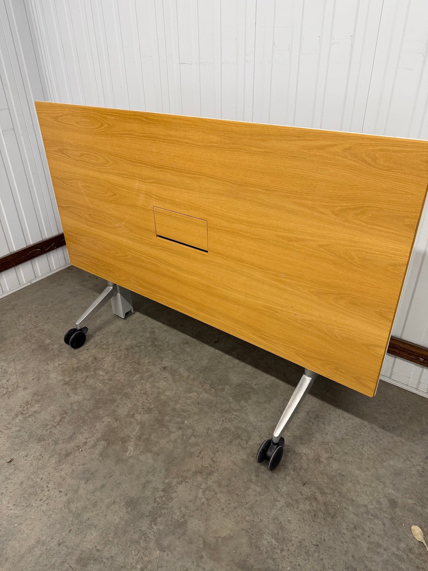 Wilkhahn Timetable Shift 614 Folding Table - American Oak Veneer with white rubber edge