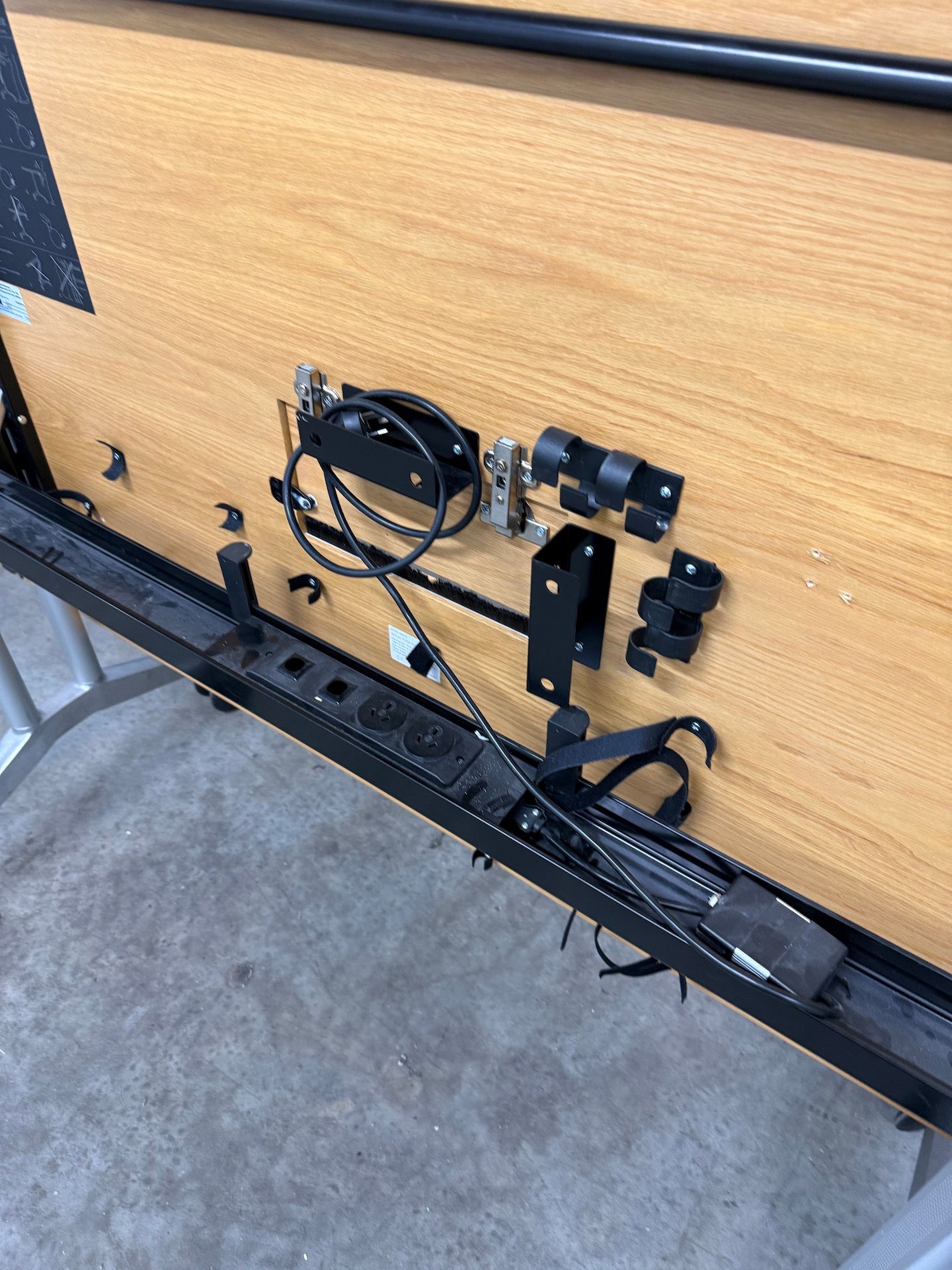 Wilkhahn Timetable Shift 614 Folding Table - American Oak Veneer with white rubber edge