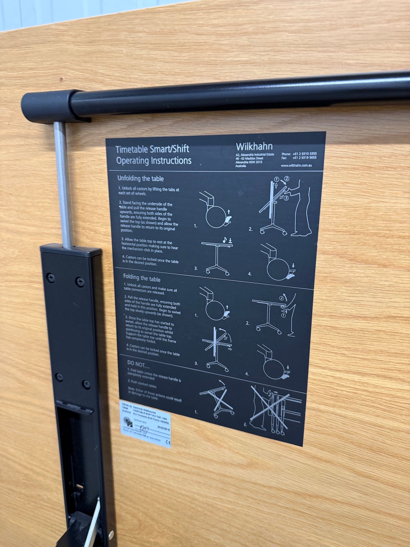Wilkhahn Timetable Shift 614 Folding Table - American Oak Veneer with white rubber edge