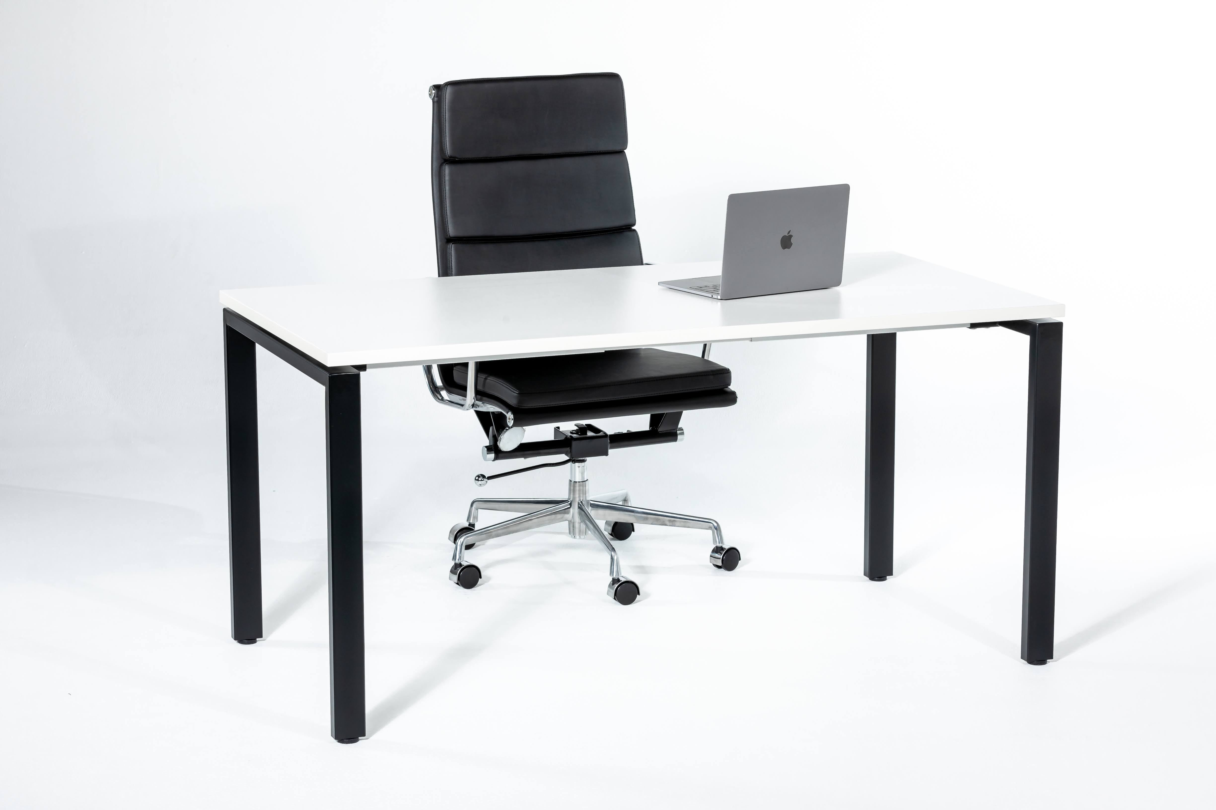 High Back Meeting/Executive Chair - Black PU