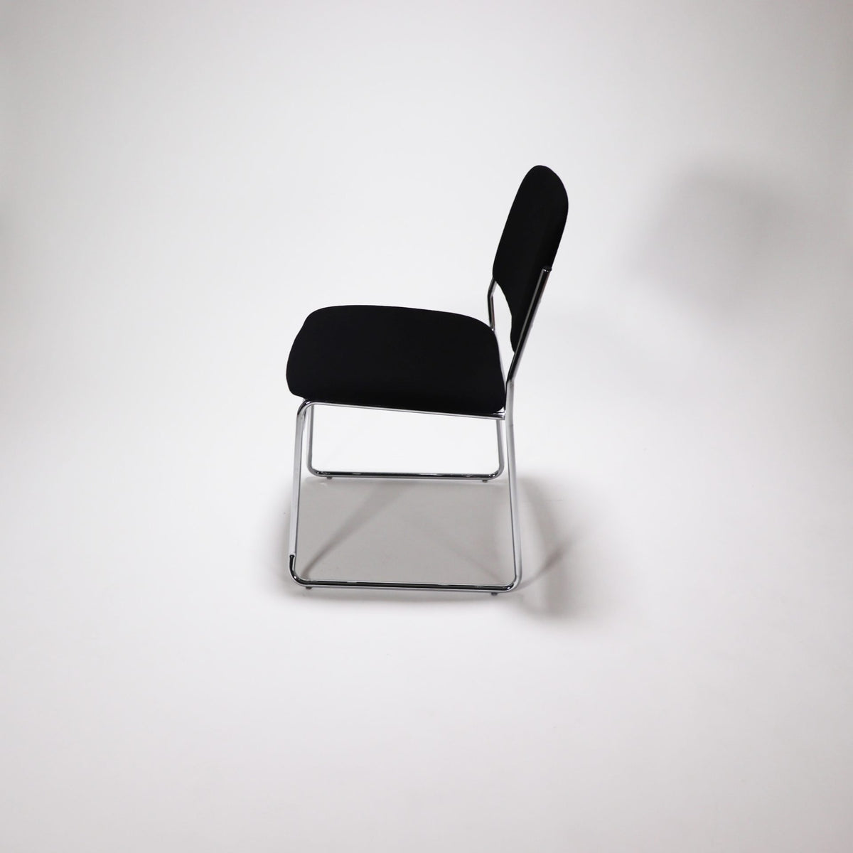 Upholstered Visitor Chair – Chrome Sled Base – view 4 – new