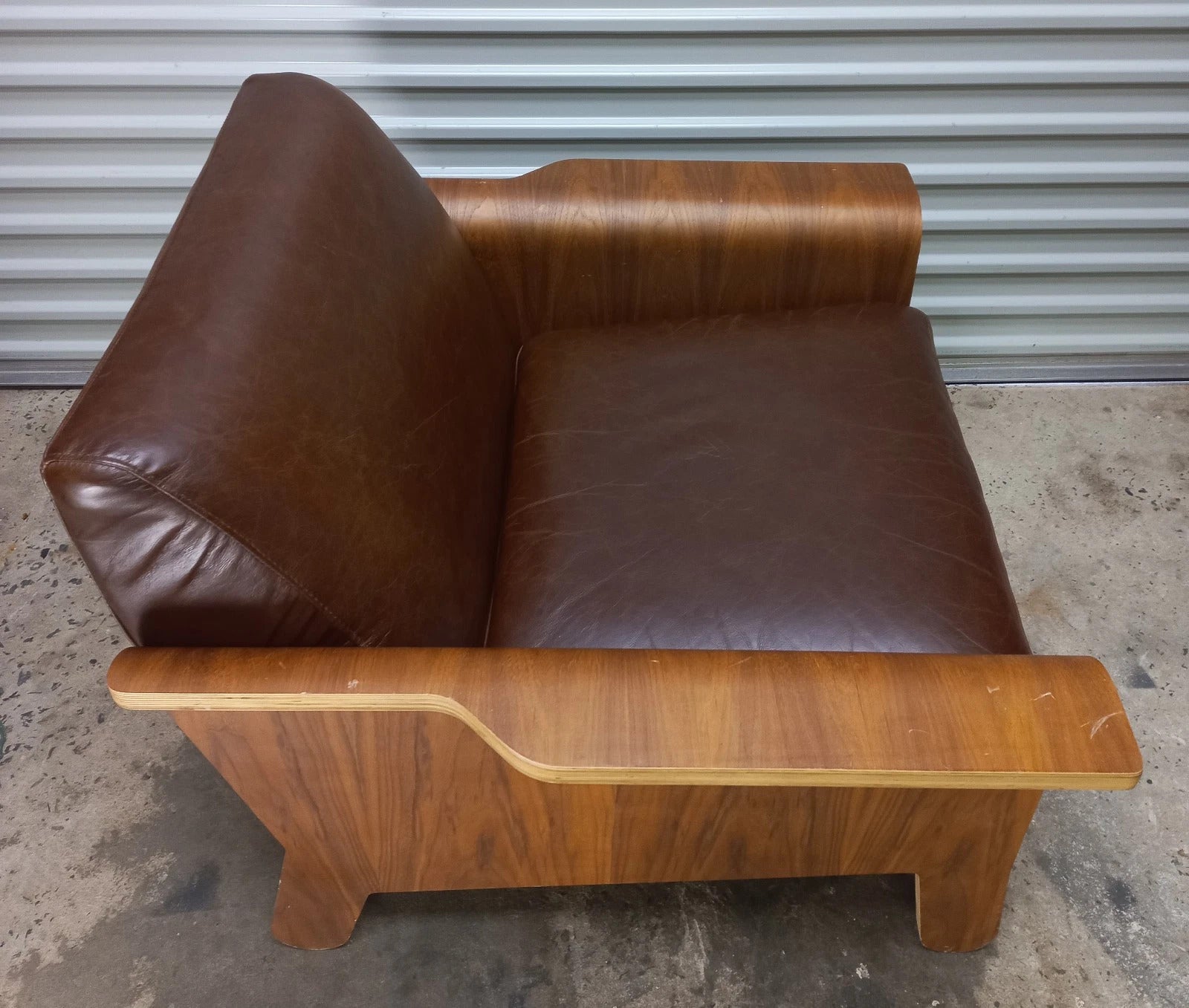 Gus Lodge Chair – Brown Leather & Walnut