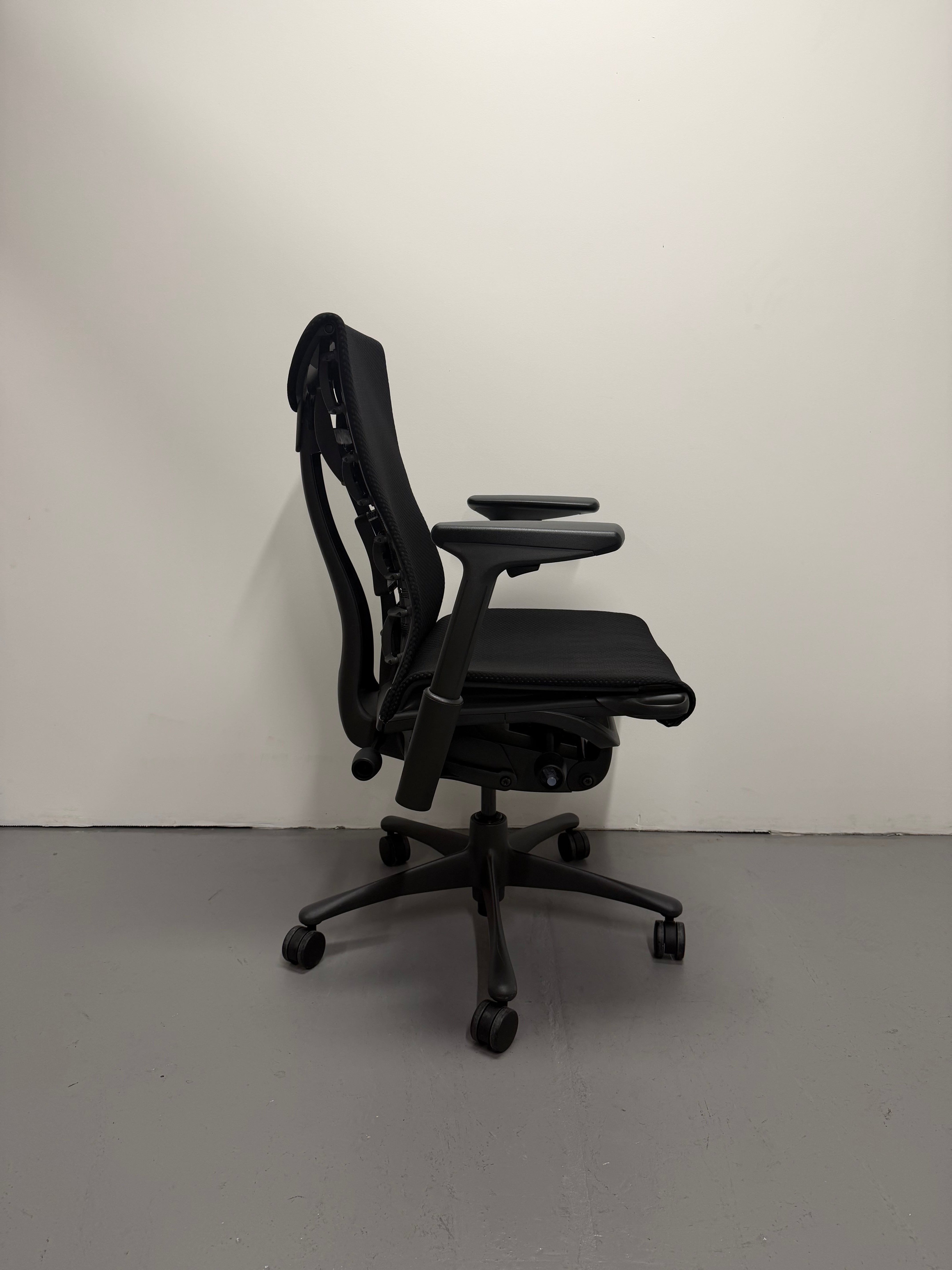 Herman Miller Embody Ergonomic Chair – Rhythm Fabric, Black