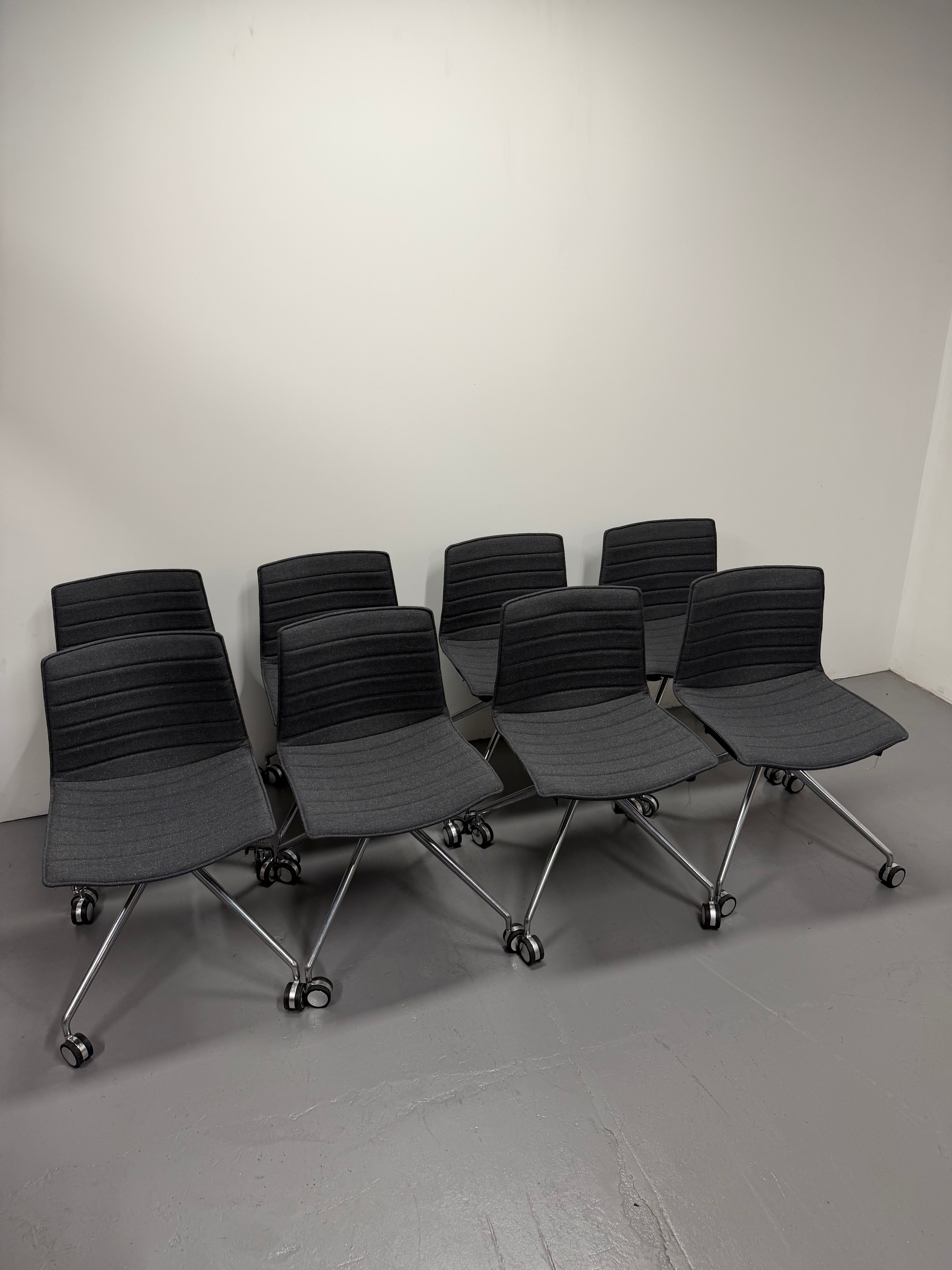 Arper Catifa 46 Upholstered Meeting Chair - 5 Star Aluminium Base
