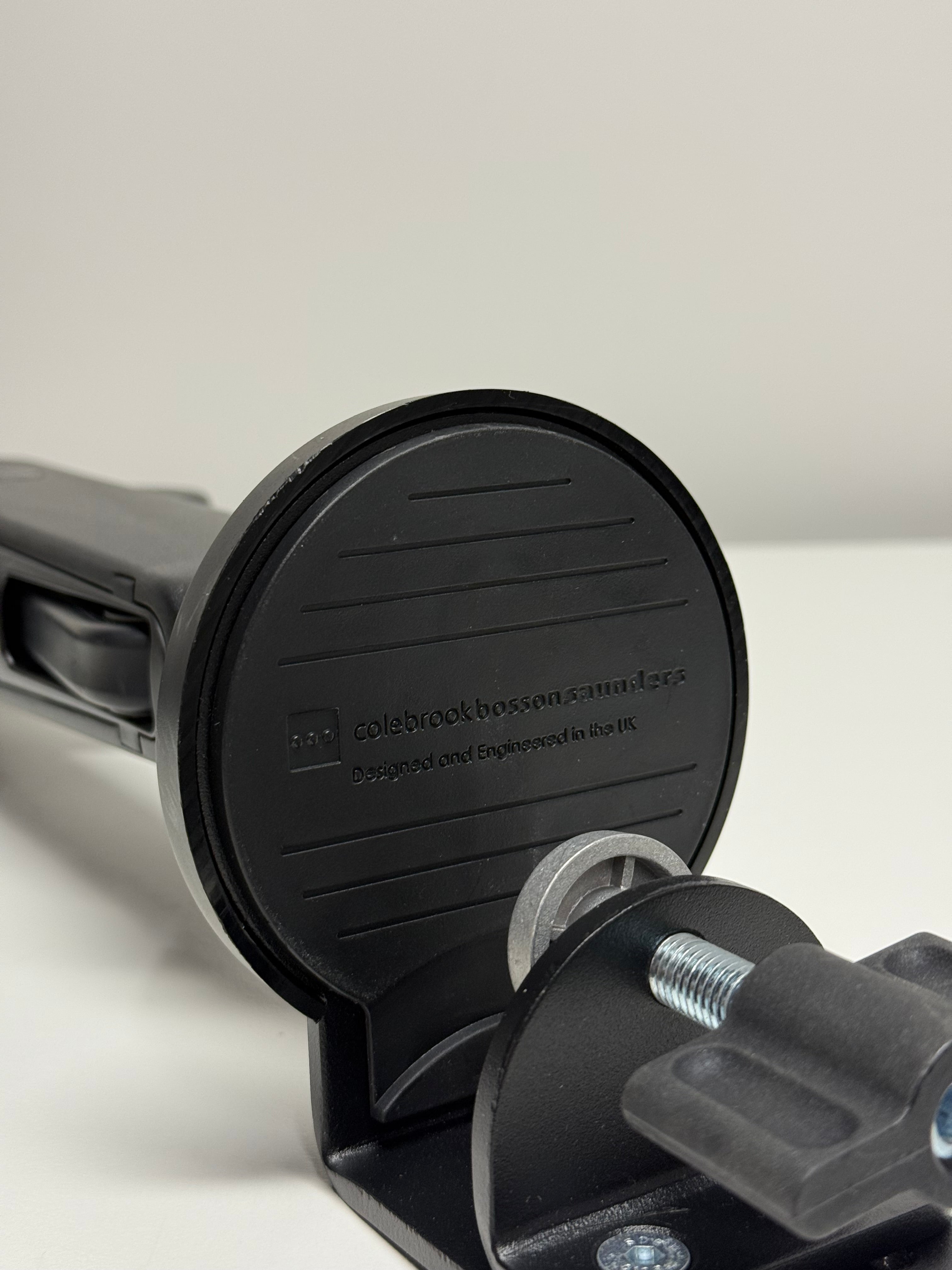 Ollin Single Monitor Arm by Colebrook Bosson Saunders - Black