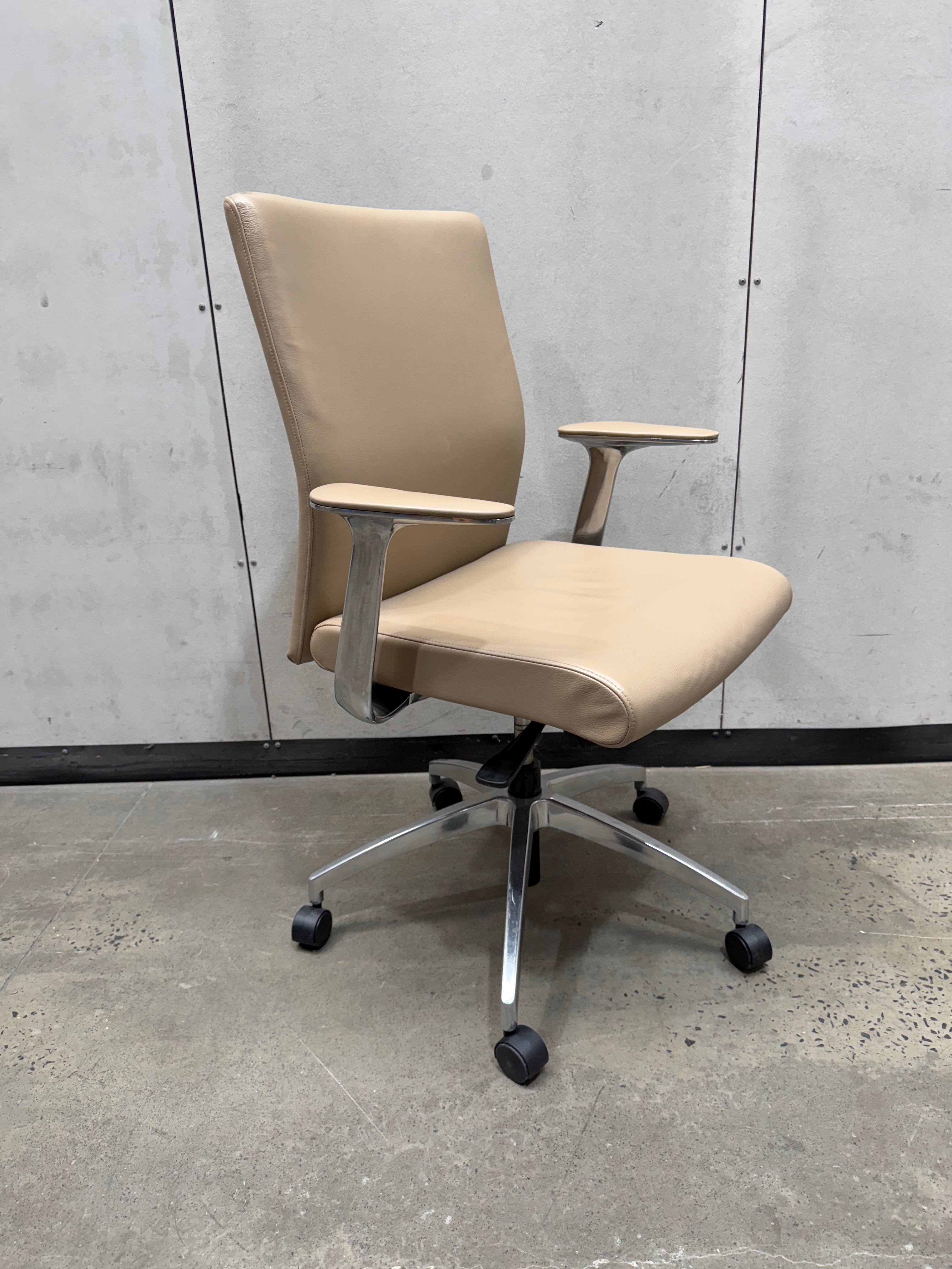 Zenith Invention Medium Back Executive Boardroom Meeting Chair – Beige