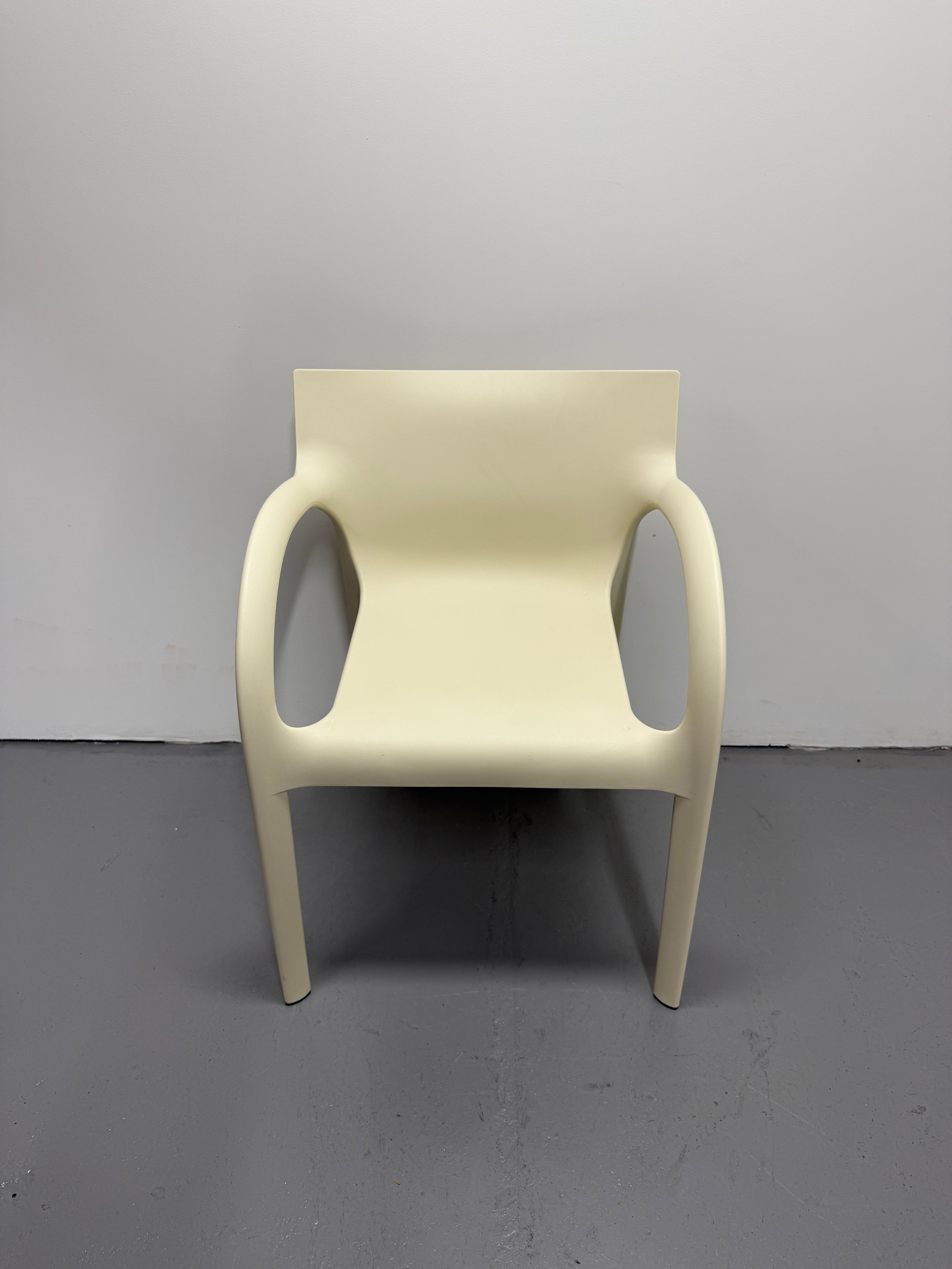 Segis Poppy Star Outdoor Chair – White (4-Leg Base)