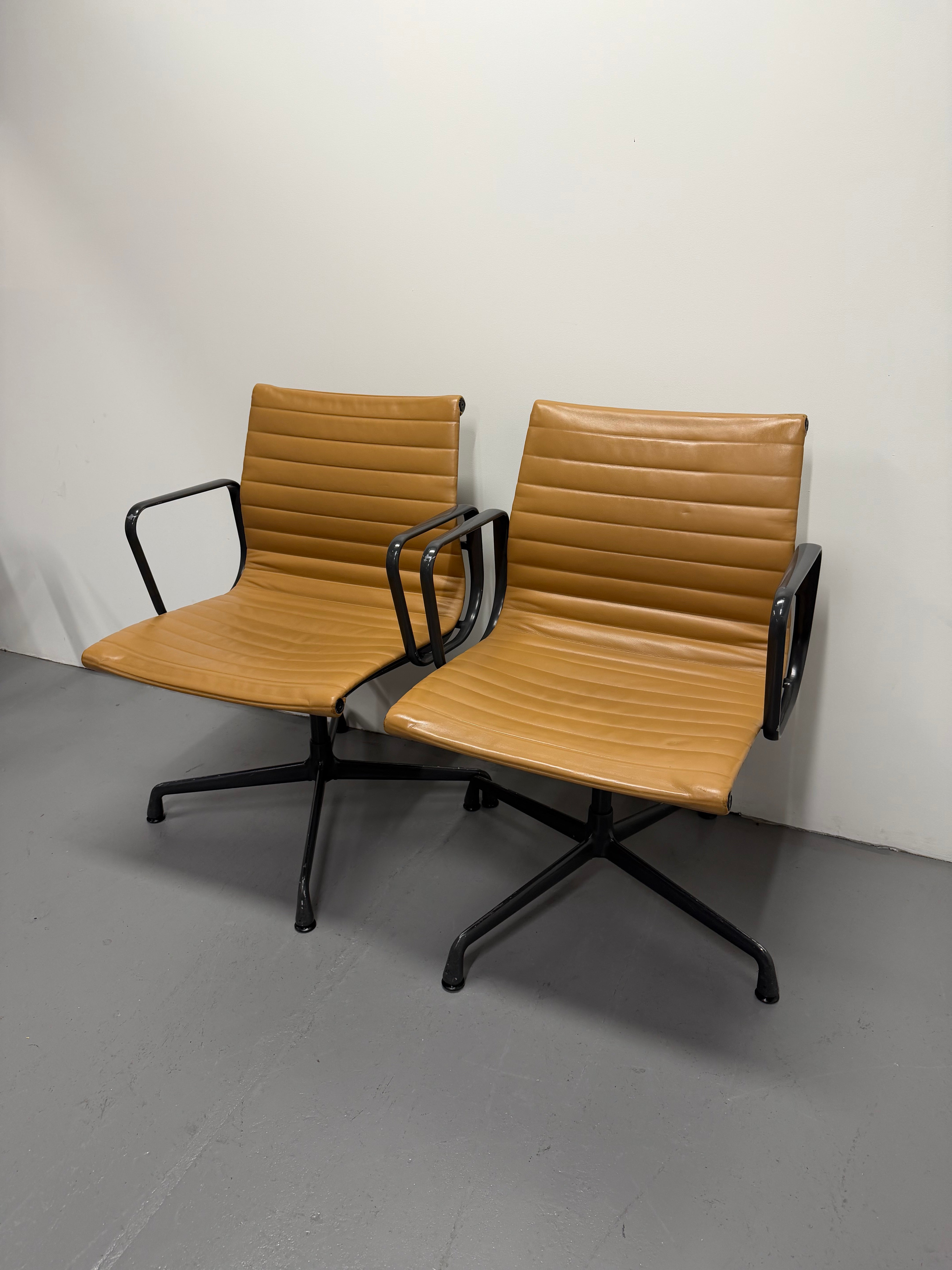 Eames Aluminium Group Low Back Chair - Tan Leather / Black Frame