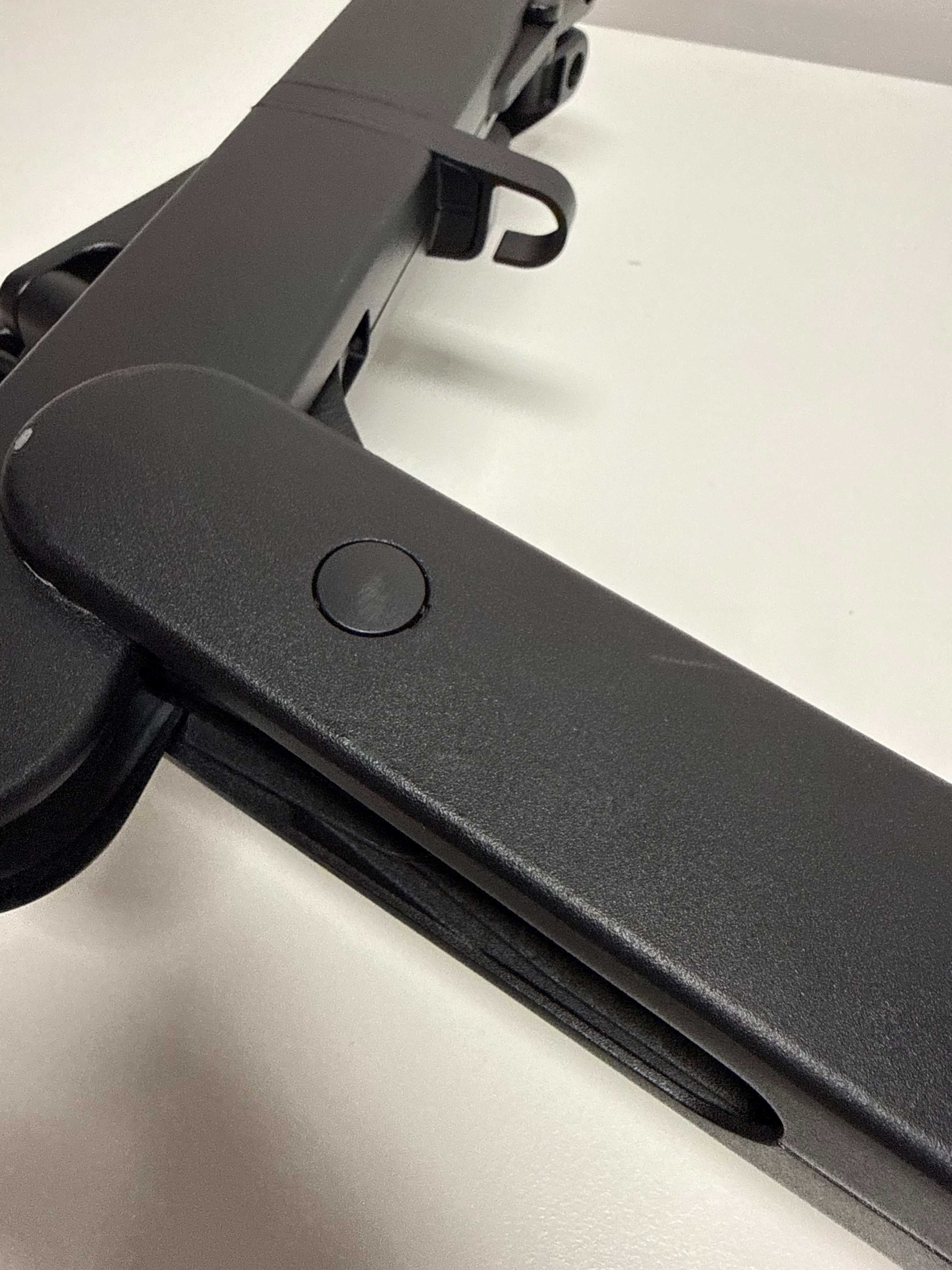 Ollin Single Monitor Arm by Colebrook Bosson Saunders - Black