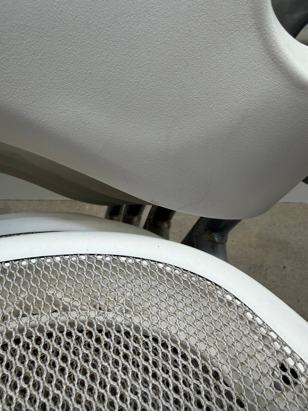 Herman Miller Caper Stacking Chair – White, FLEXNET Seat, Arms & Castors – view 16 – pre-owned