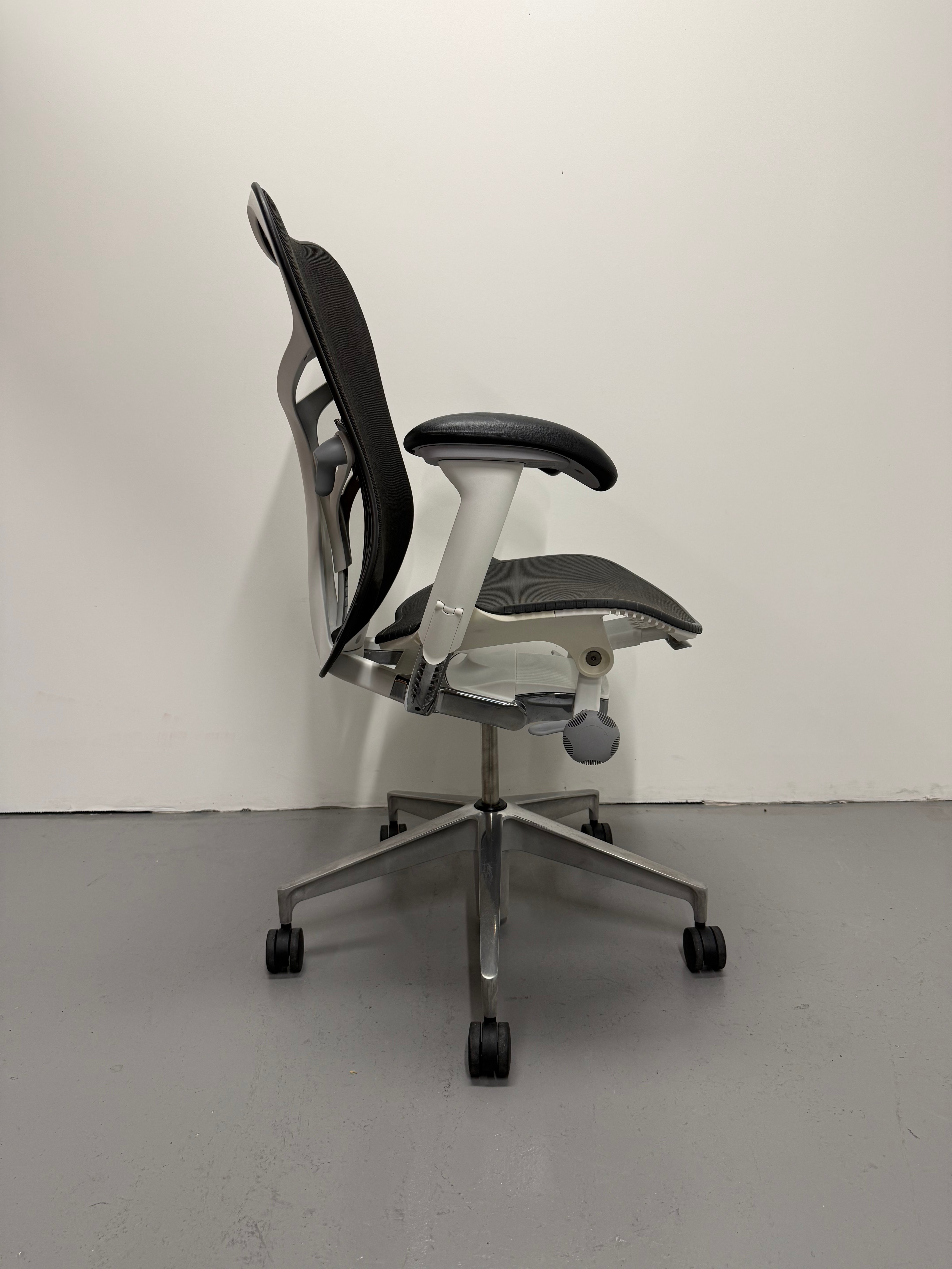 Herman Miller Mirra 2 Office Task Chair – Black & White