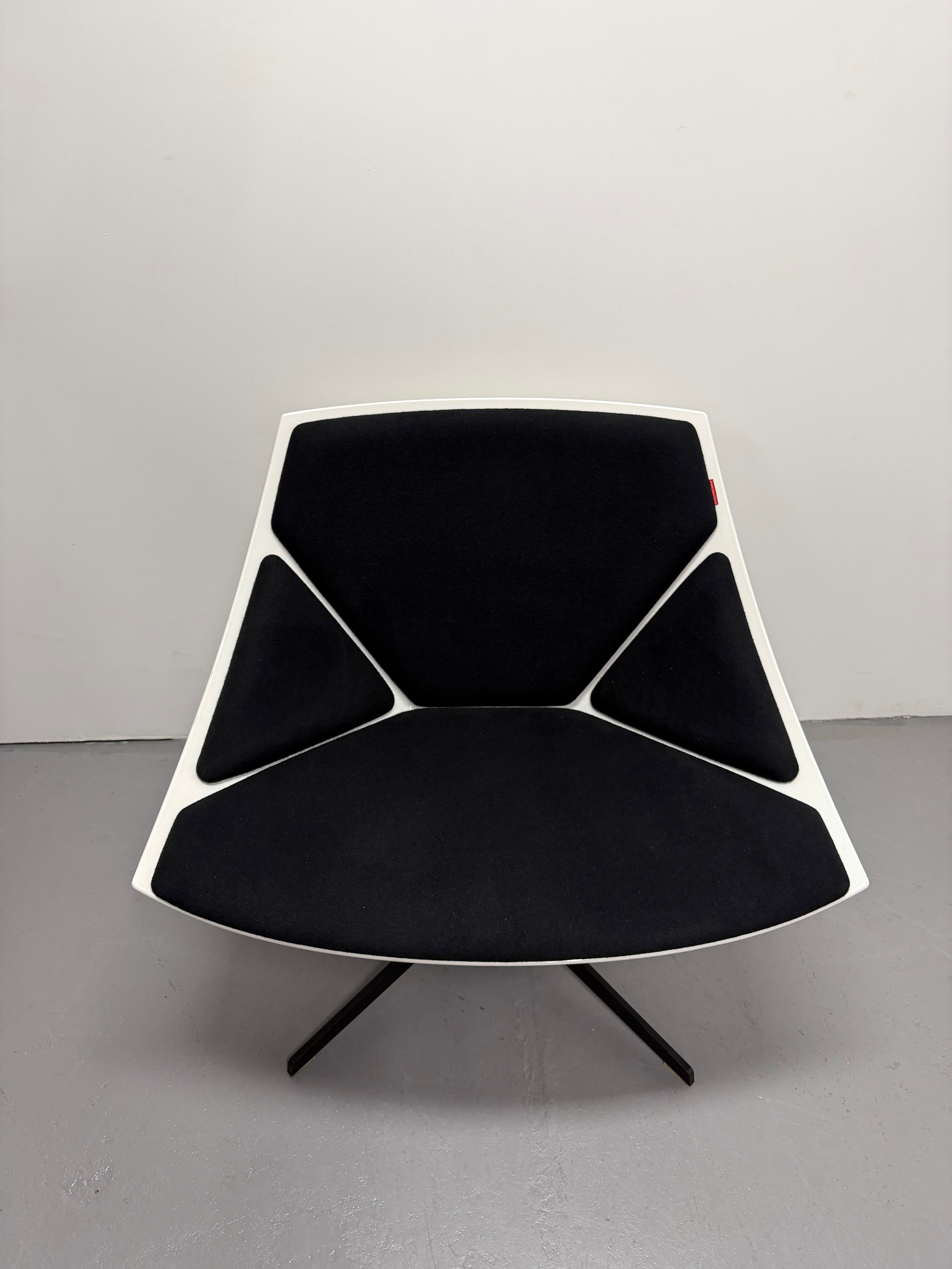 Fritz Hansen Space Lounge Chair by Jehs + Laub – White & Black