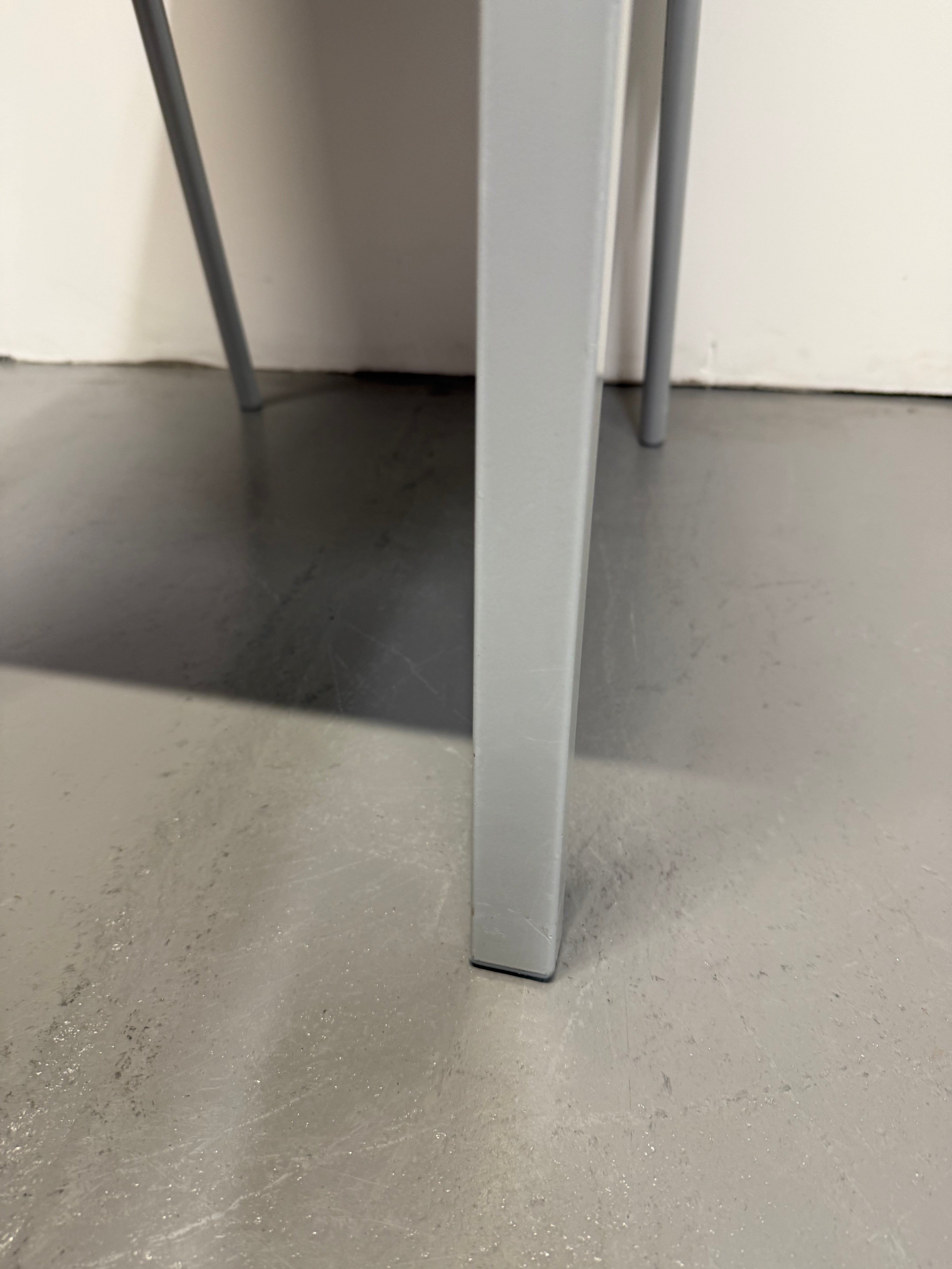 Vitra .03 Chair -Grey