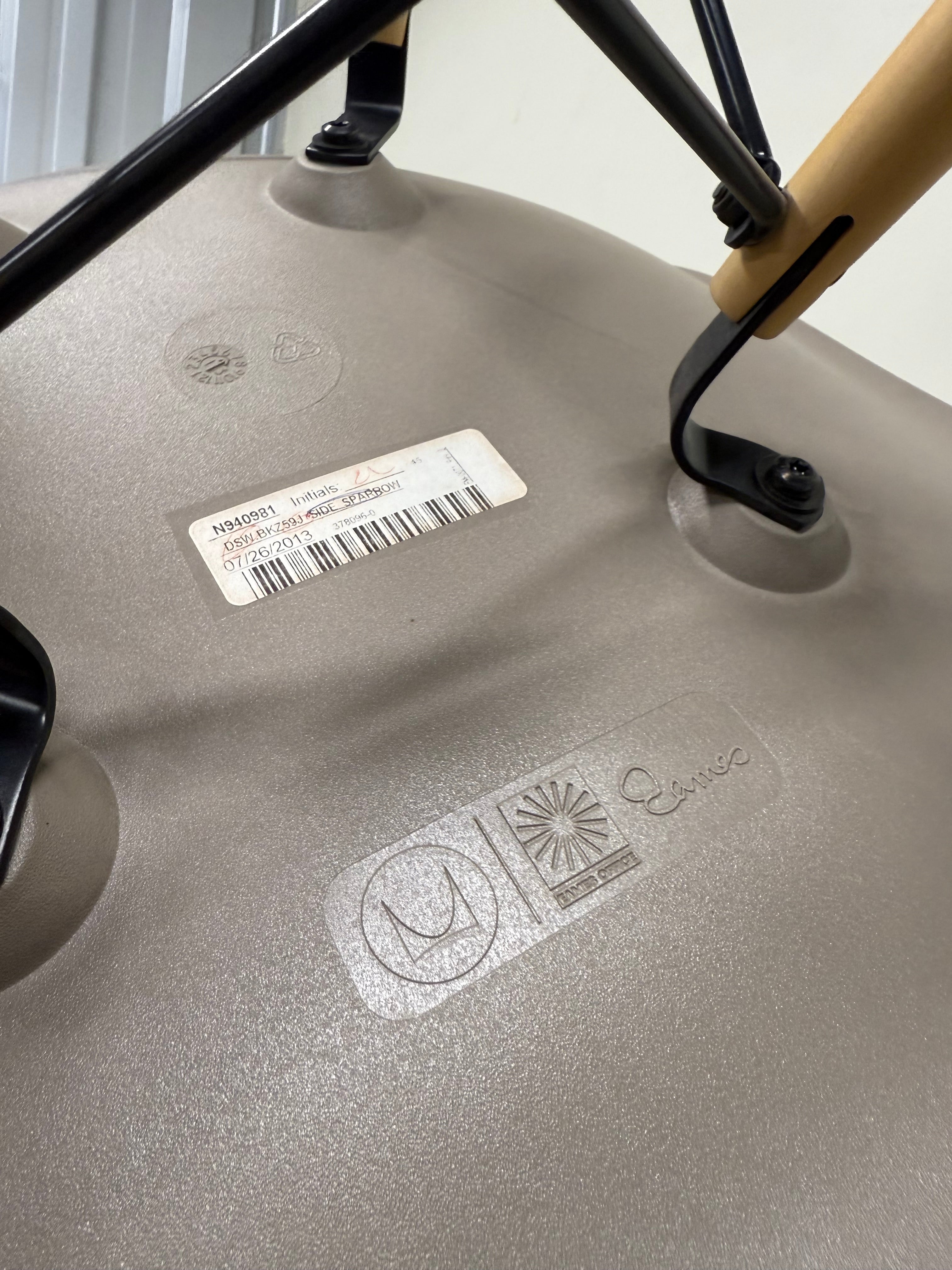 Eames Molded Plastic Side Chair by Herman Miller – Sparrow / Wood Dowel Base