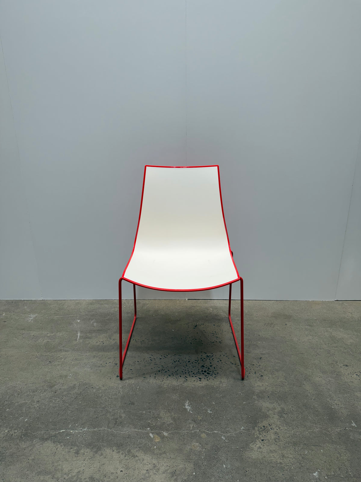 Pedrali 3D-Colour 777 Chair – White Front / Red Gloss Back / Red Sled Base – view 1 – pre-owned