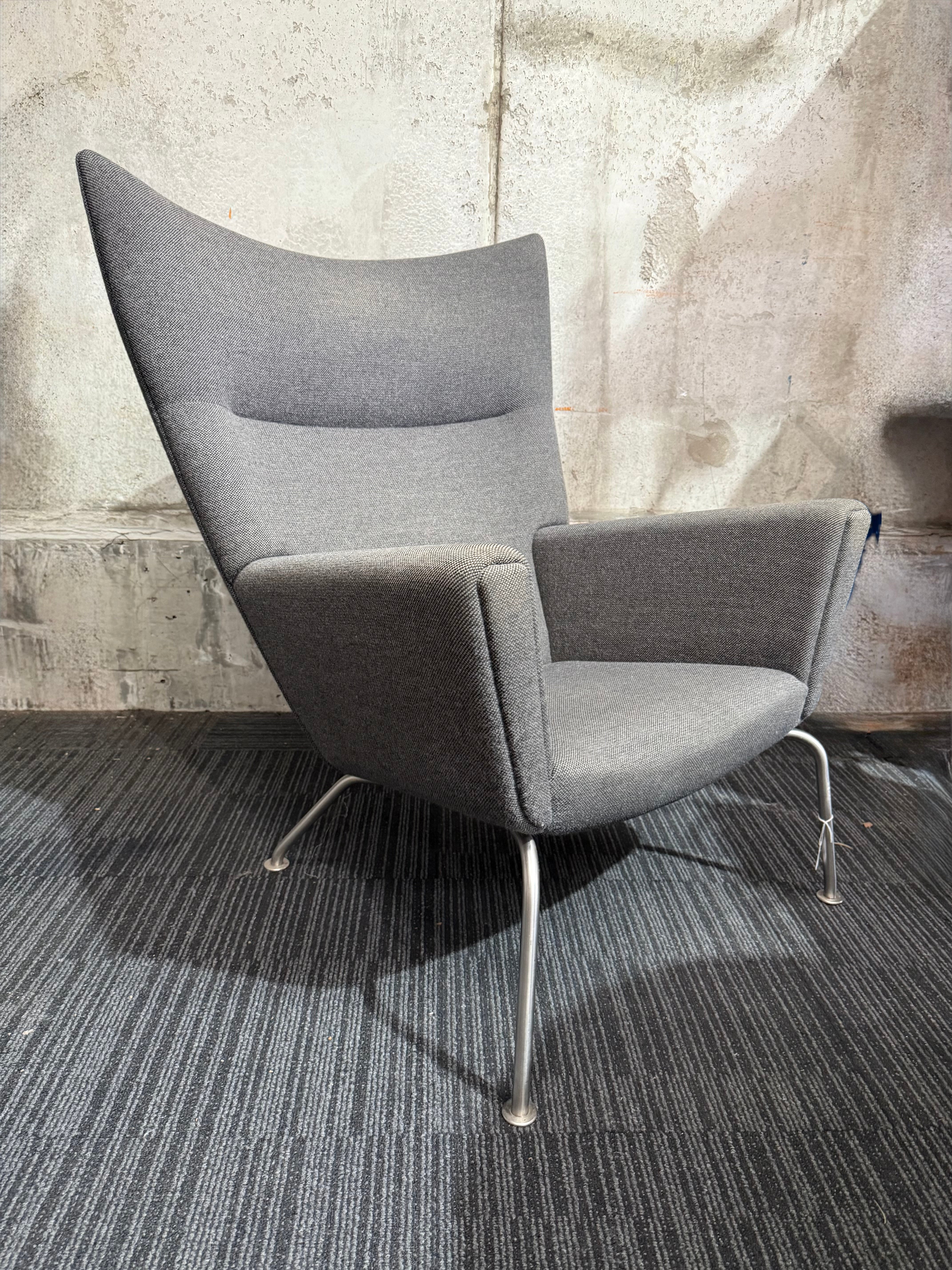 Carl Hansen & Søn CH445 Wing Lounge Chair – Designed by Hans J. Wegner