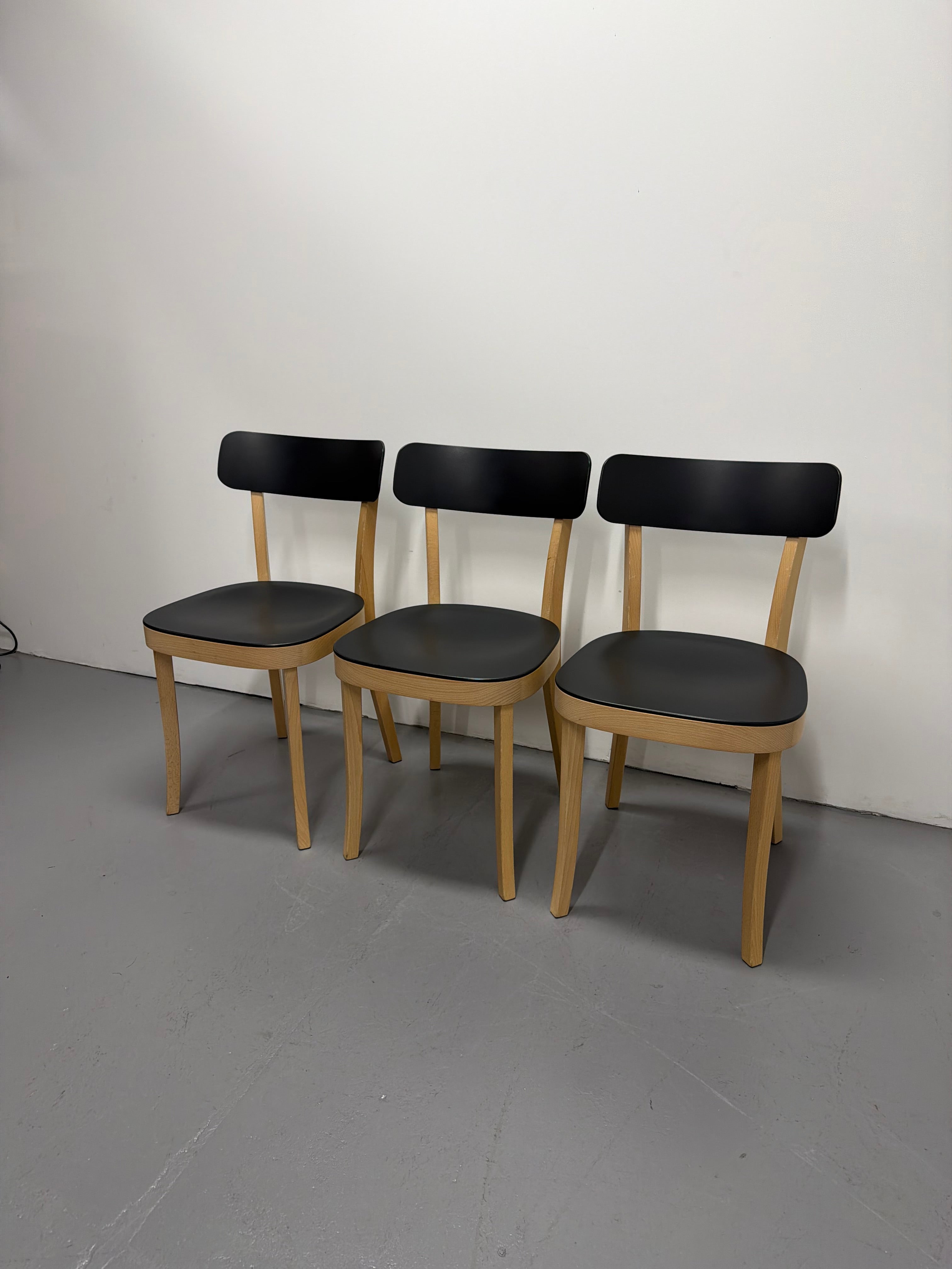 Vitra Basel Chair by Jasper Morrison – Black & Natural Wood