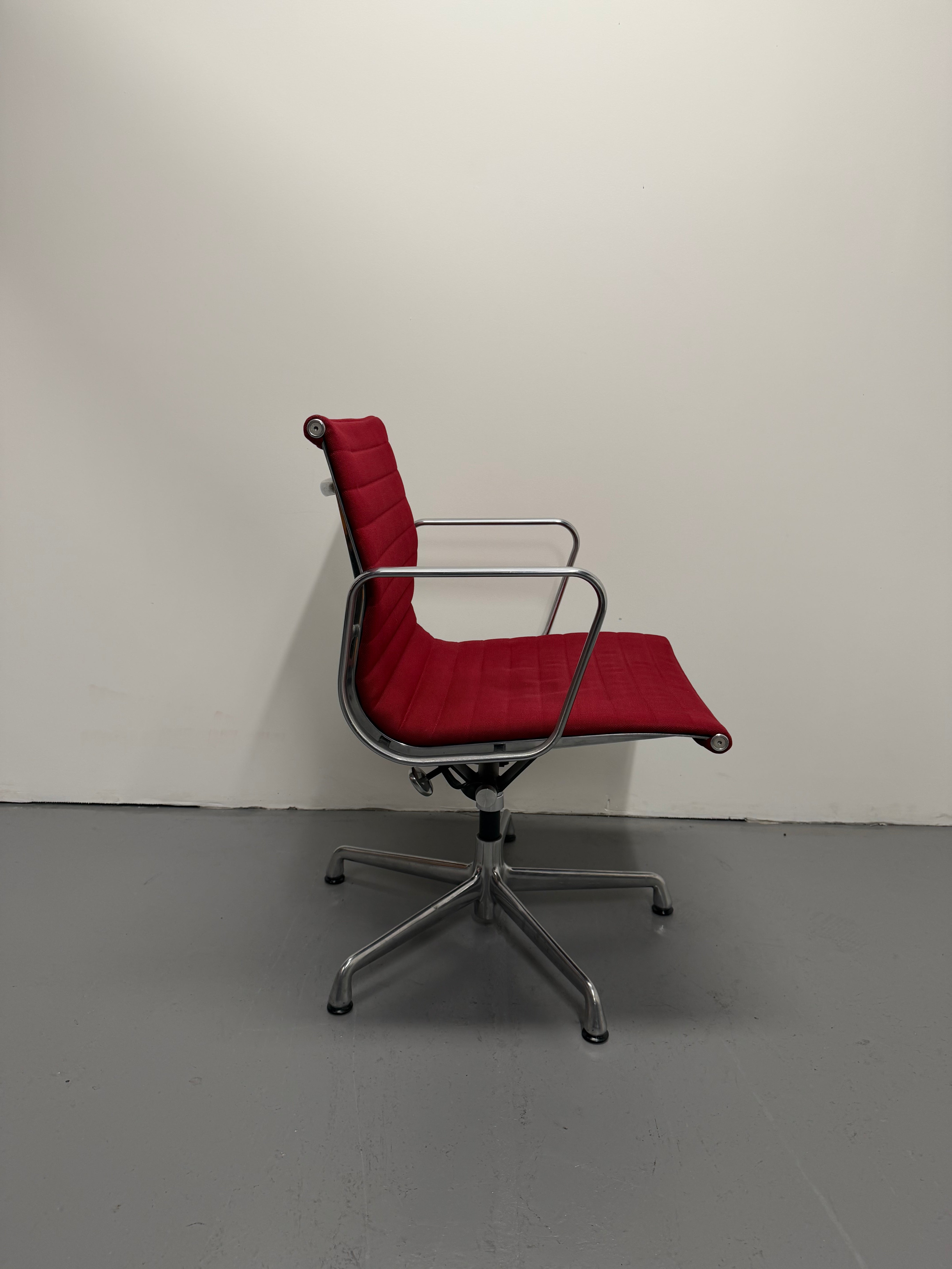 RARE Herman Miller Eames Aluminum Group Management Chair - 50th Anniversary Edition