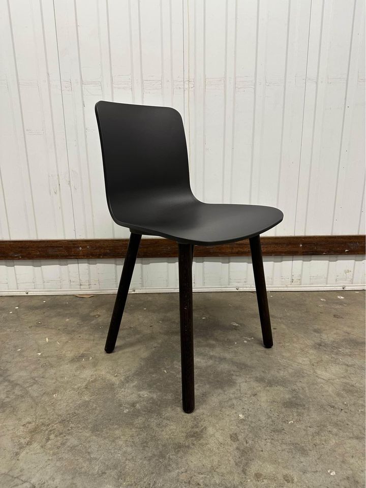 Vitra HAL Wood chair by Jasper Morrison - Black